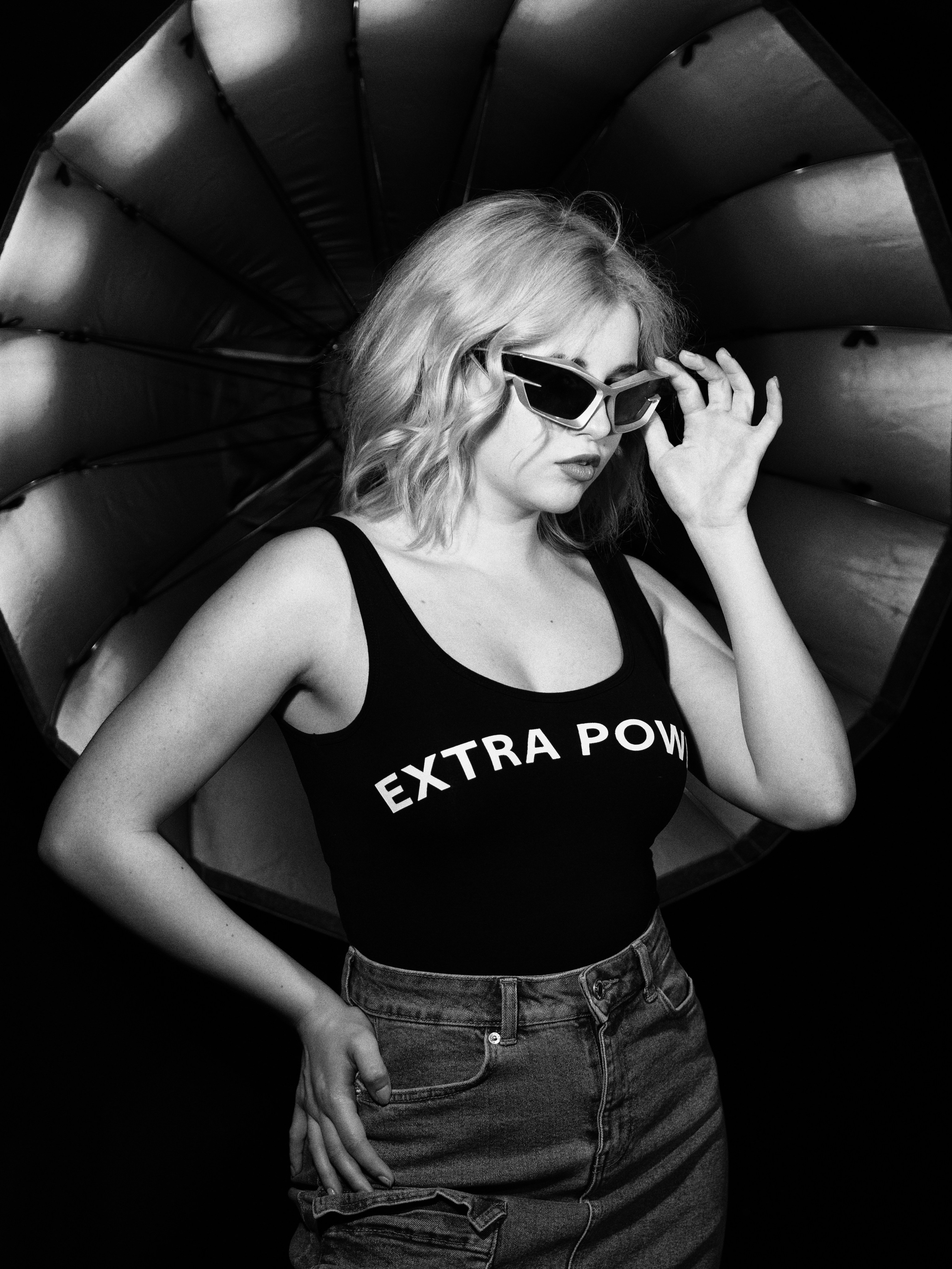 Студийная фотосессия для девушки. Яростный фотолюбитель Vervie Vitoe