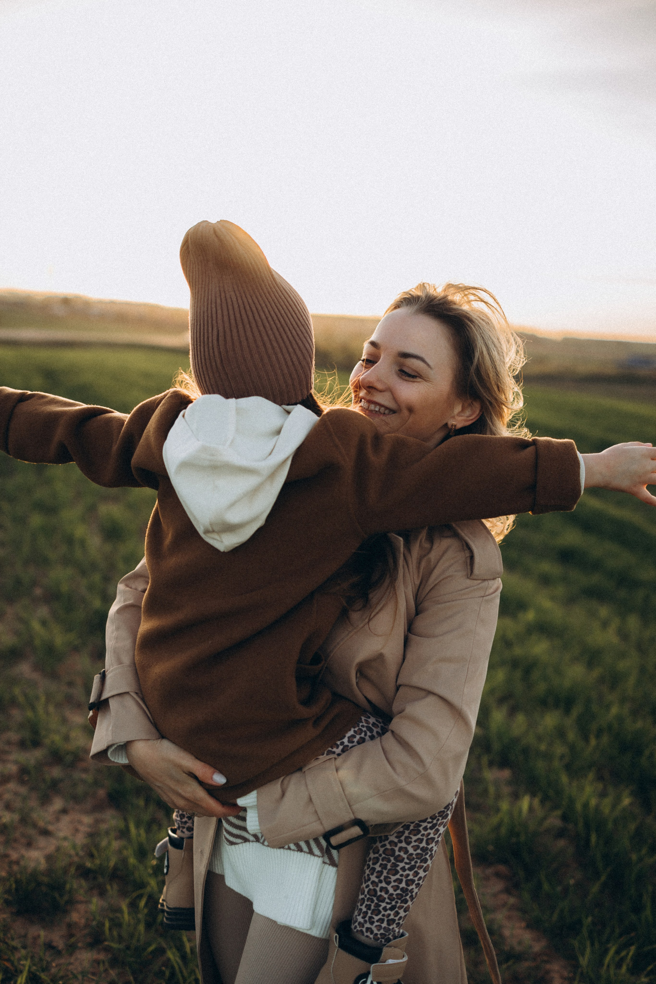 София и Диана (весна). Фотограф Елена Рябцева