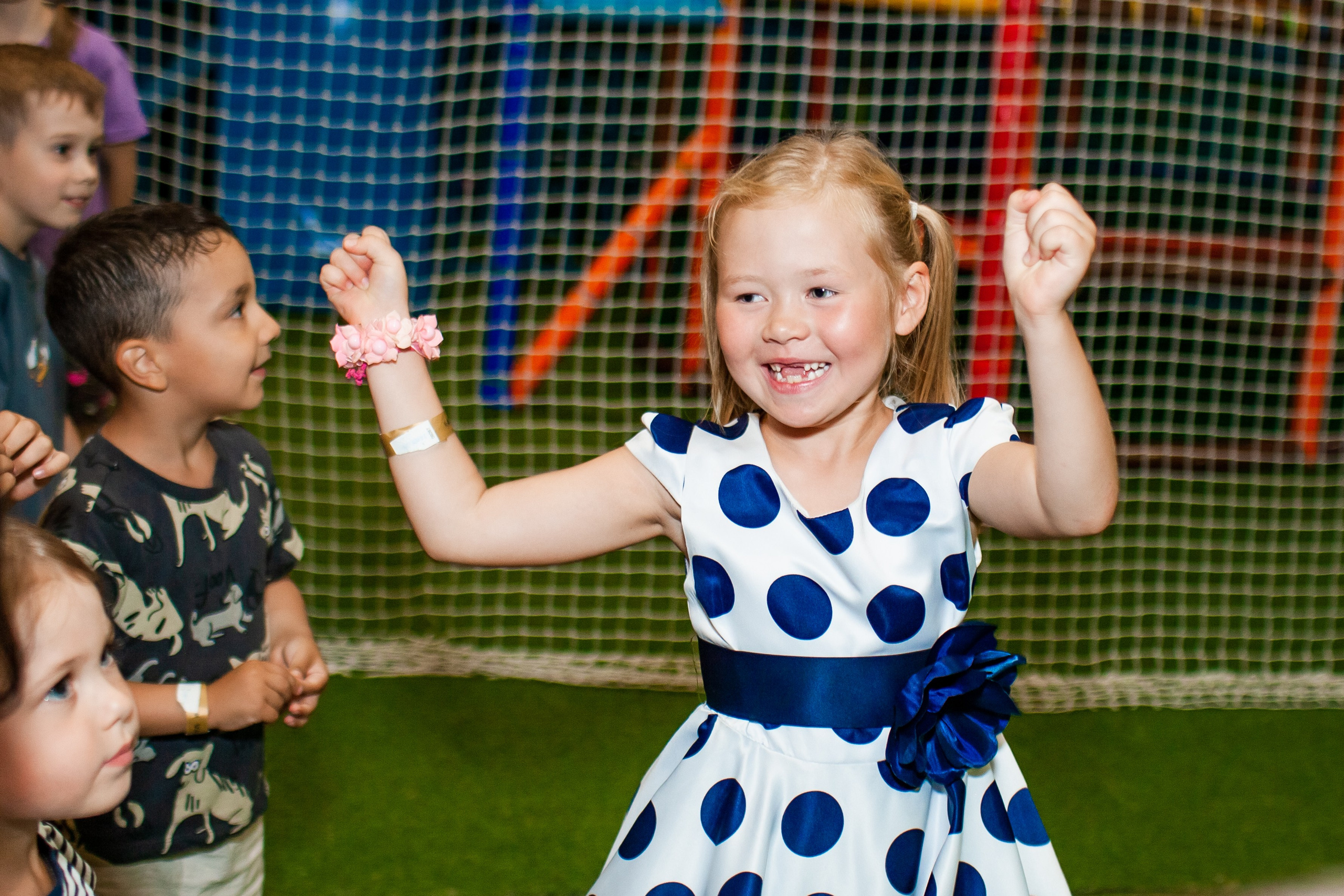 День рождения Даши Ленточная дискотека. Детский и семейный фотограф в Санкт-Петербурге Елизавета Сорокина