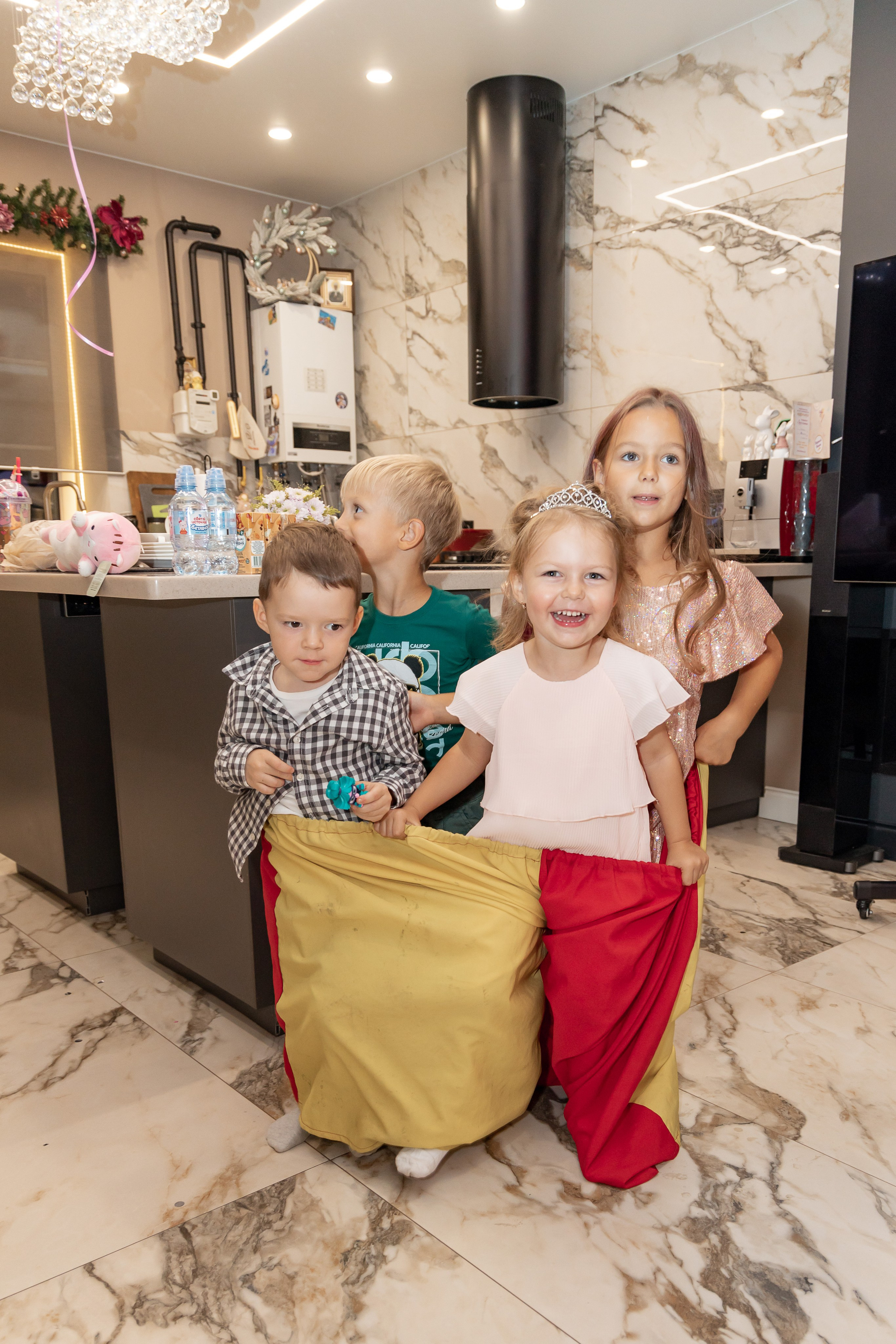 День Рождения в Доме. Свадебный фотограф в городе Подольск МО и Москва Крылова Ирина