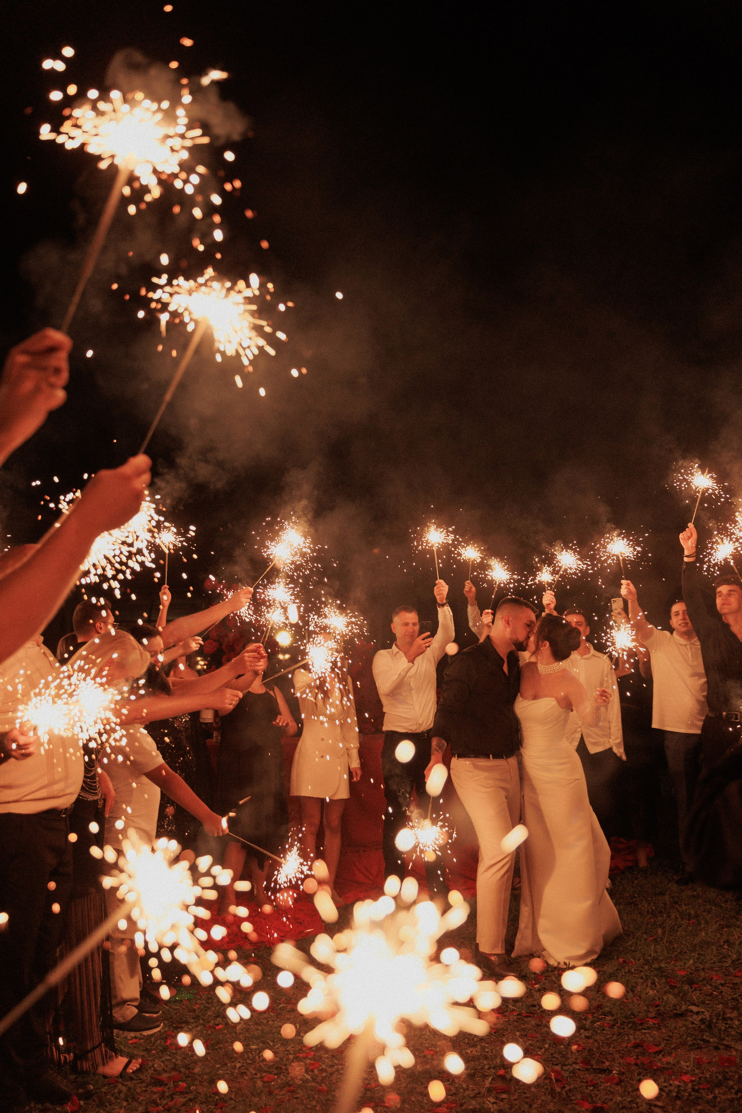 Red. Фотограф Краснодар Юлия Бураченко Свадьбы Репортаж Семейные Индивидуальные съемки