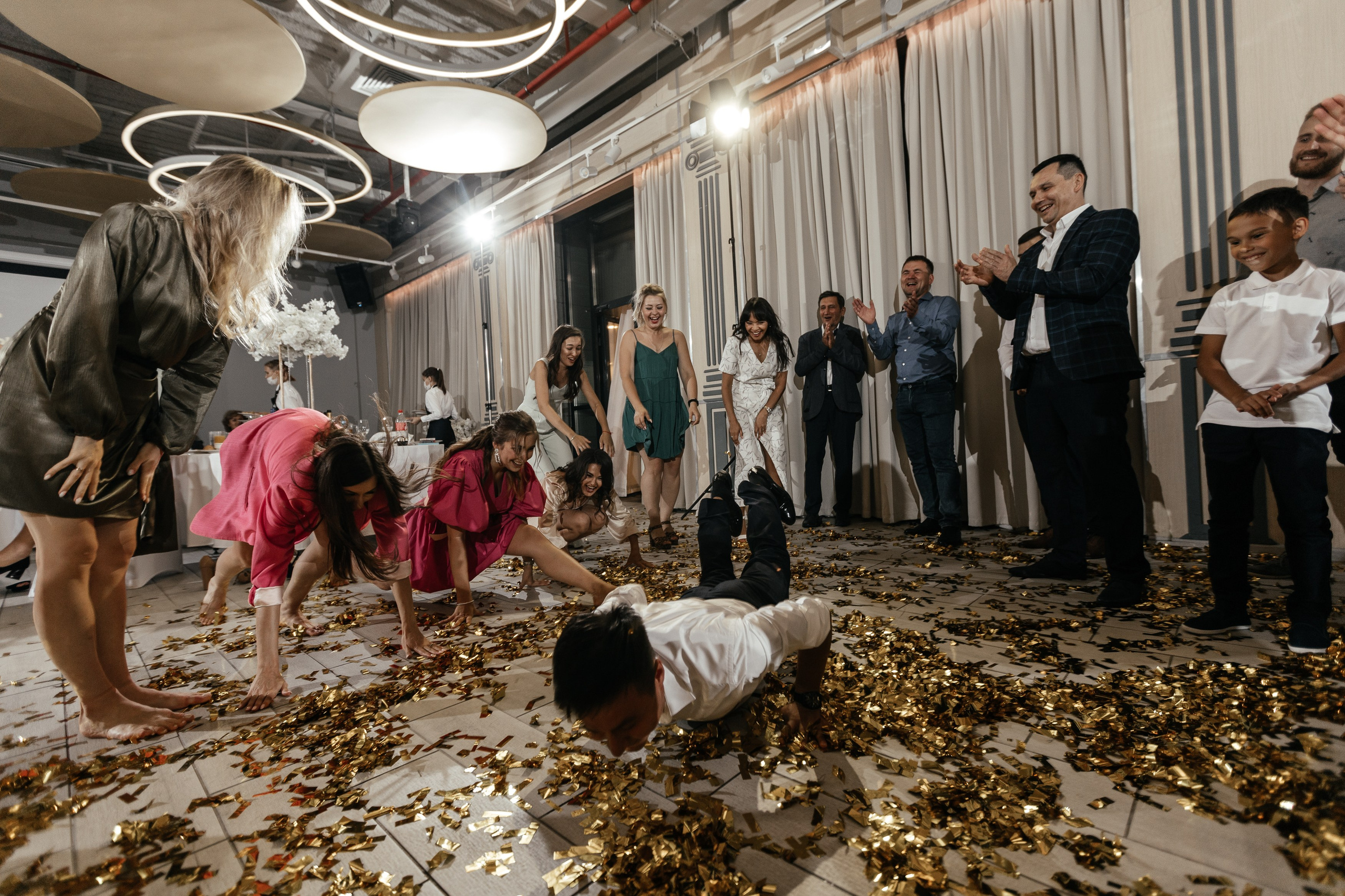 Свадебный фотограф Уфа — Руслан ГабдлисламовЖивые эмоции, красивые кадры, воспоминания на всю жизнь.Работаю по всей Республике Башкортоста. Свадебный фотограф Уфа Руслан Габдлисламов