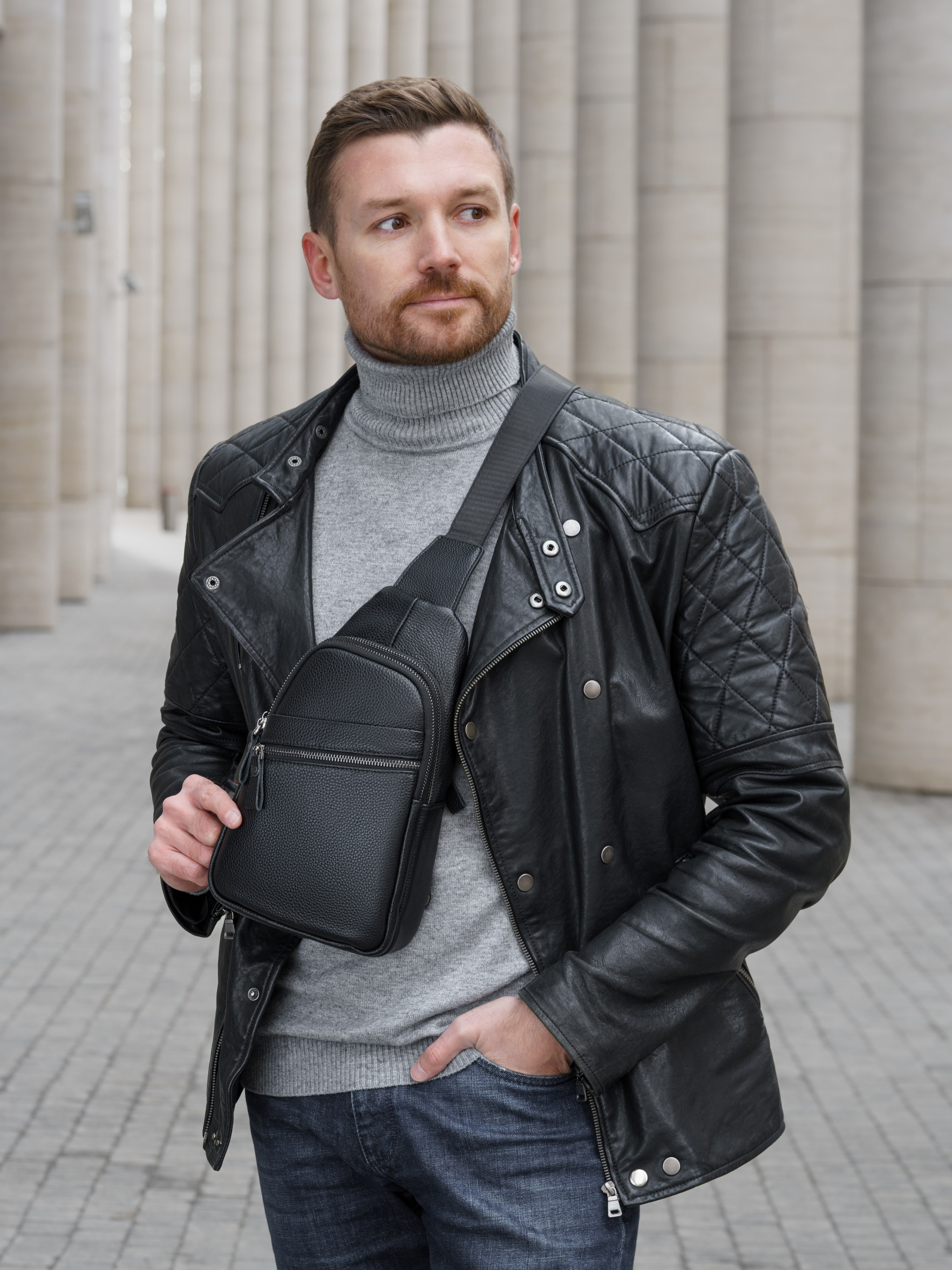 Бананки мужские, стрир-съемка, модель Денис. KED Production — продакшн из СПб. Создаём фото, видео и контент, который помогает брендам и селлерам продавать больше