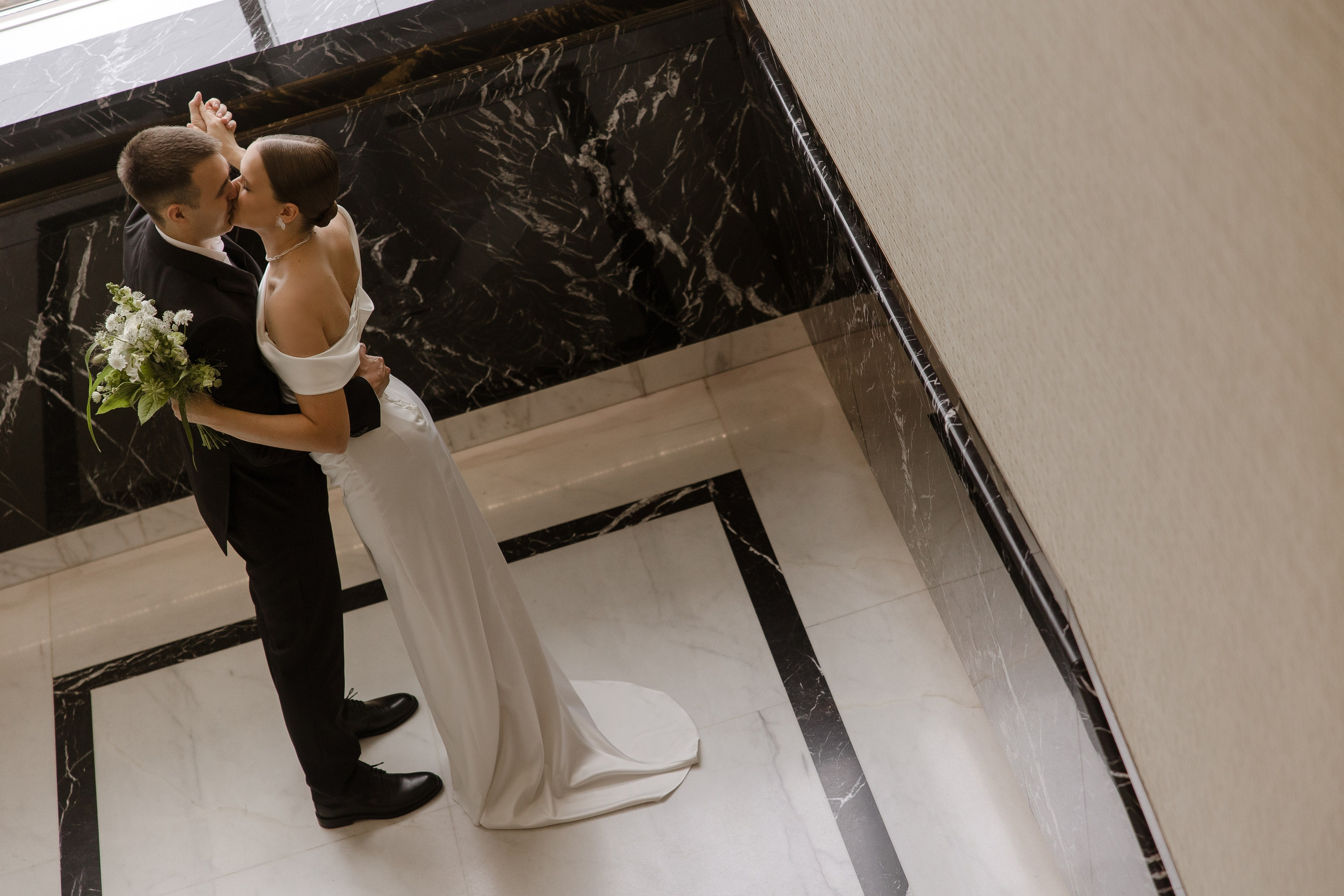 Свадебная фотосессия в LOTTE Hotel Самара. Свадебный и семейный фотограф в Самаре и Тольятти | Елена Топанцева