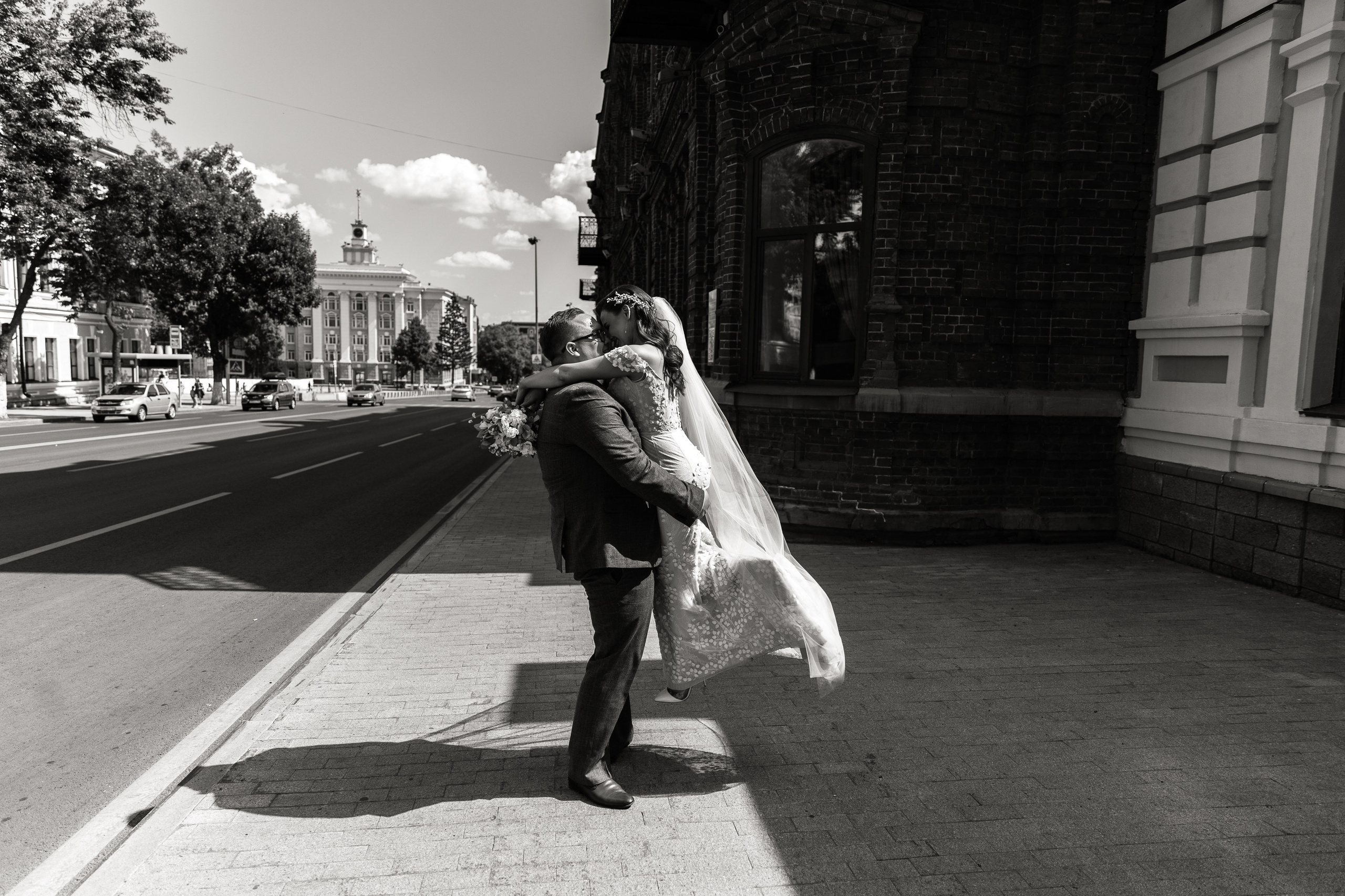 Свадебный фотограф Уфа — Руслан ГабдлисламовЖивые эмоции, красивые кадры, воспоминания на всю жизнь.Работаю по всей Республике Башкортоста. Свадебный фотограф Уфа Руслан Габдлисламов