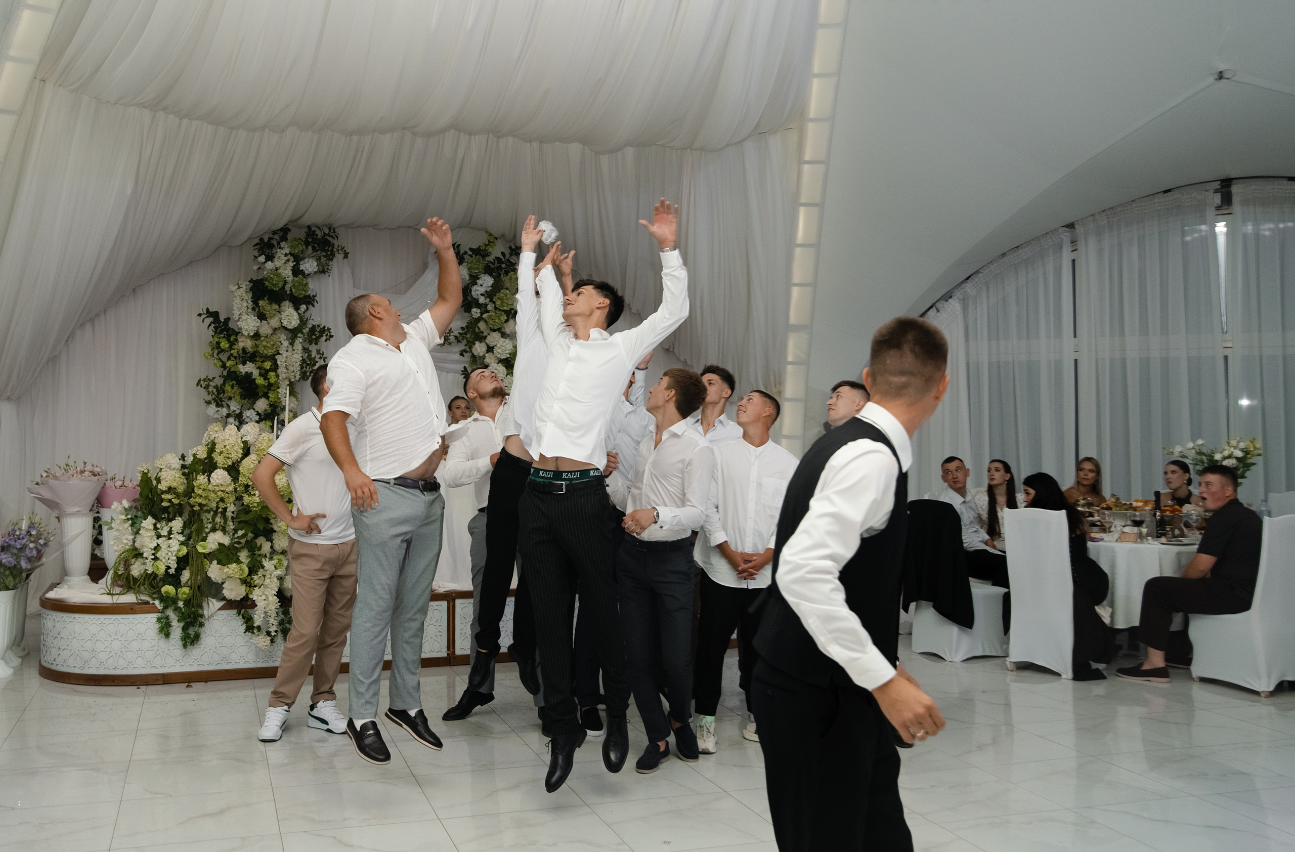 Елена & Даниил. Свадебный фотограф в Симферополе и Крыму