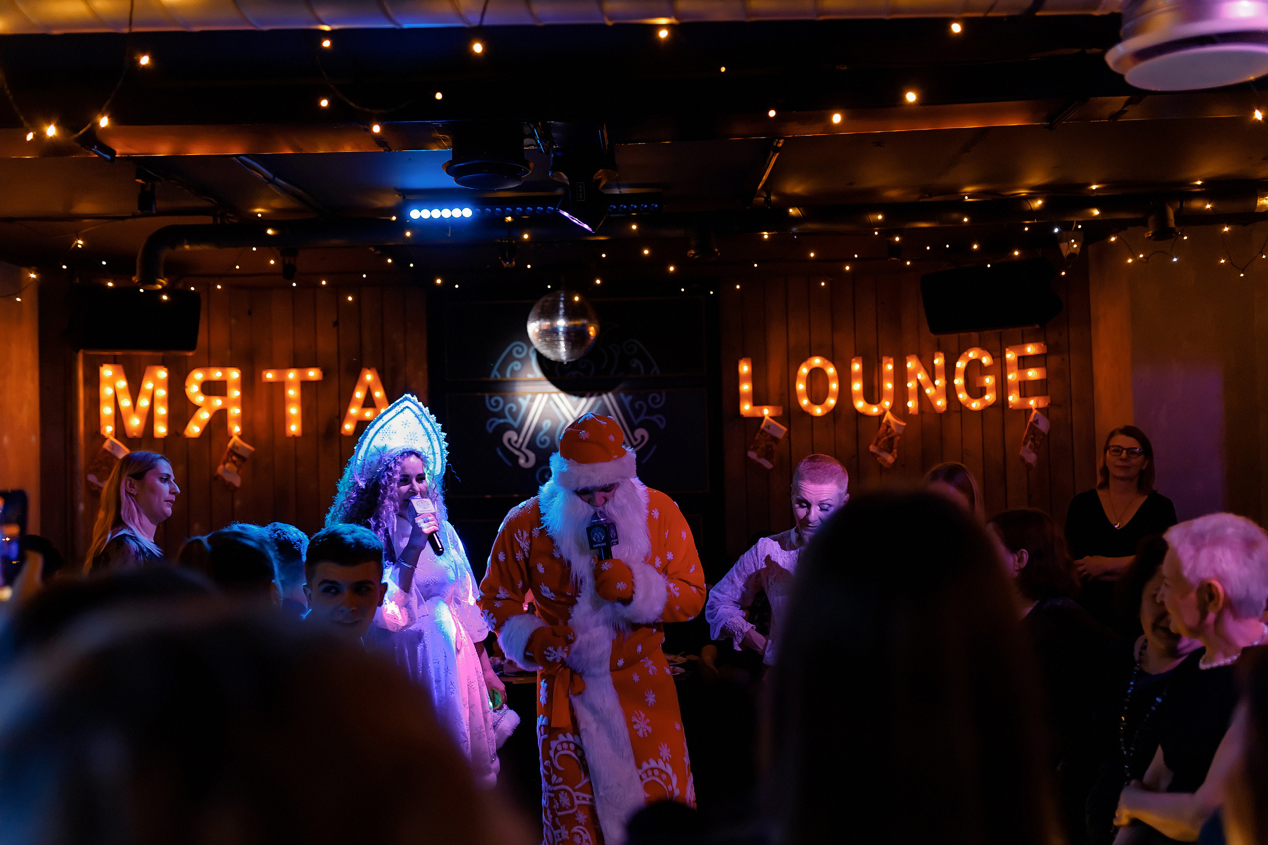 18\12\21 Новогоднее караоке в Мяте. Мята Спортивная — Кальянная, караоке, бар в Минске