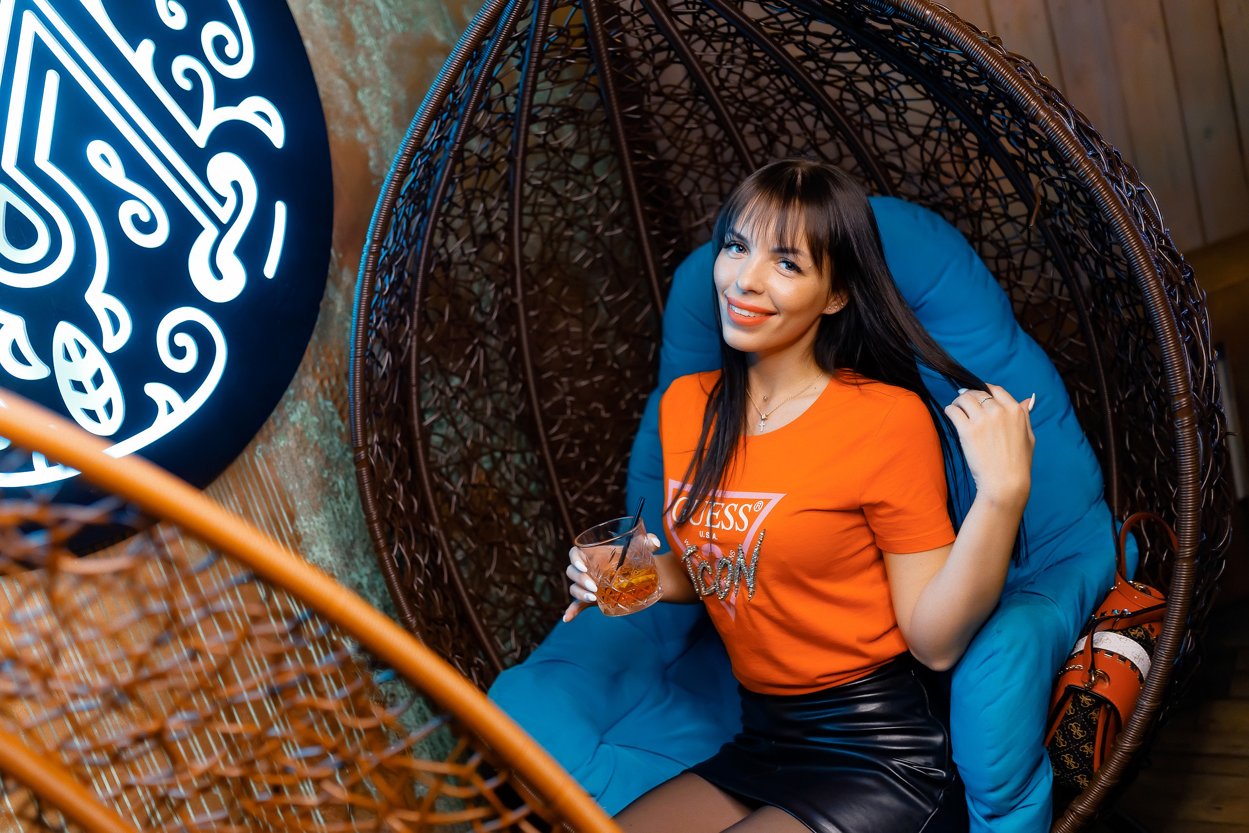 03\12\21 Пятница в Мяте. Мята Спортивная — Кальянная, караоке, бар в Минске