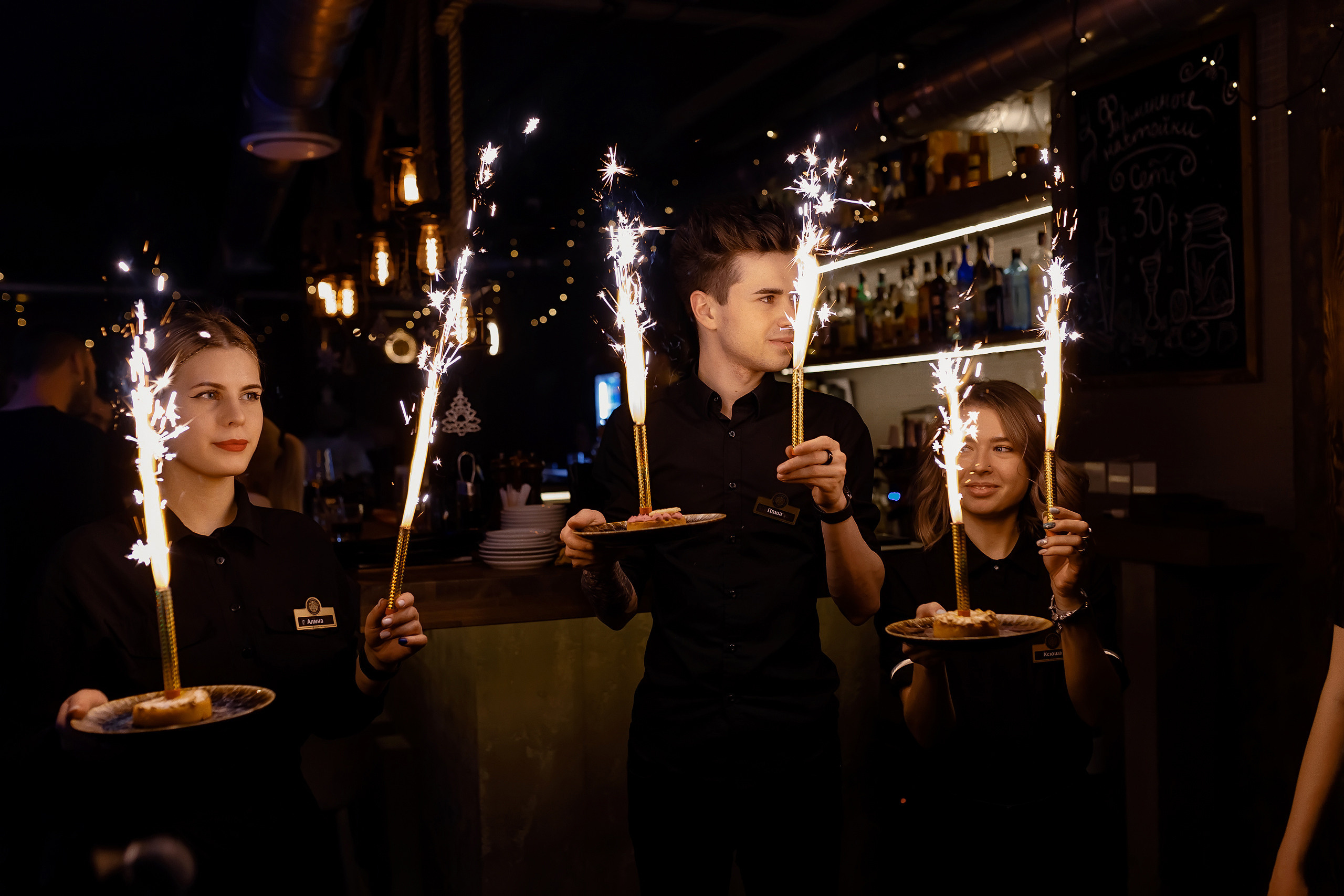 18\12\21 Новогоднее караоке в Мяте. Мята Спортивная — Кальянная, караоке, бар в Минске