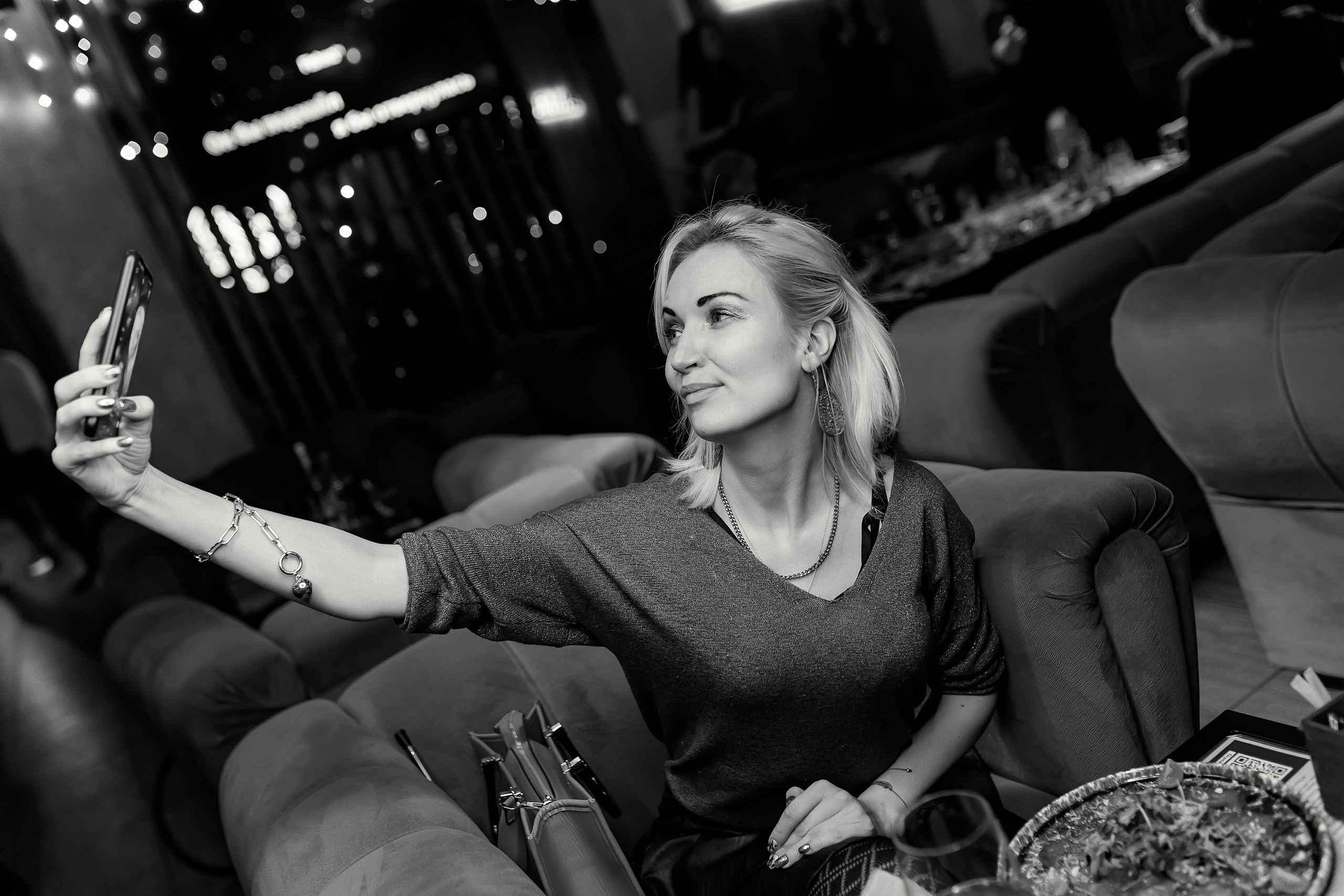 18\12\21 Новогоднее караоке в Мяте. Мята Спортивная — Кальянная, караоке, бар в Минске