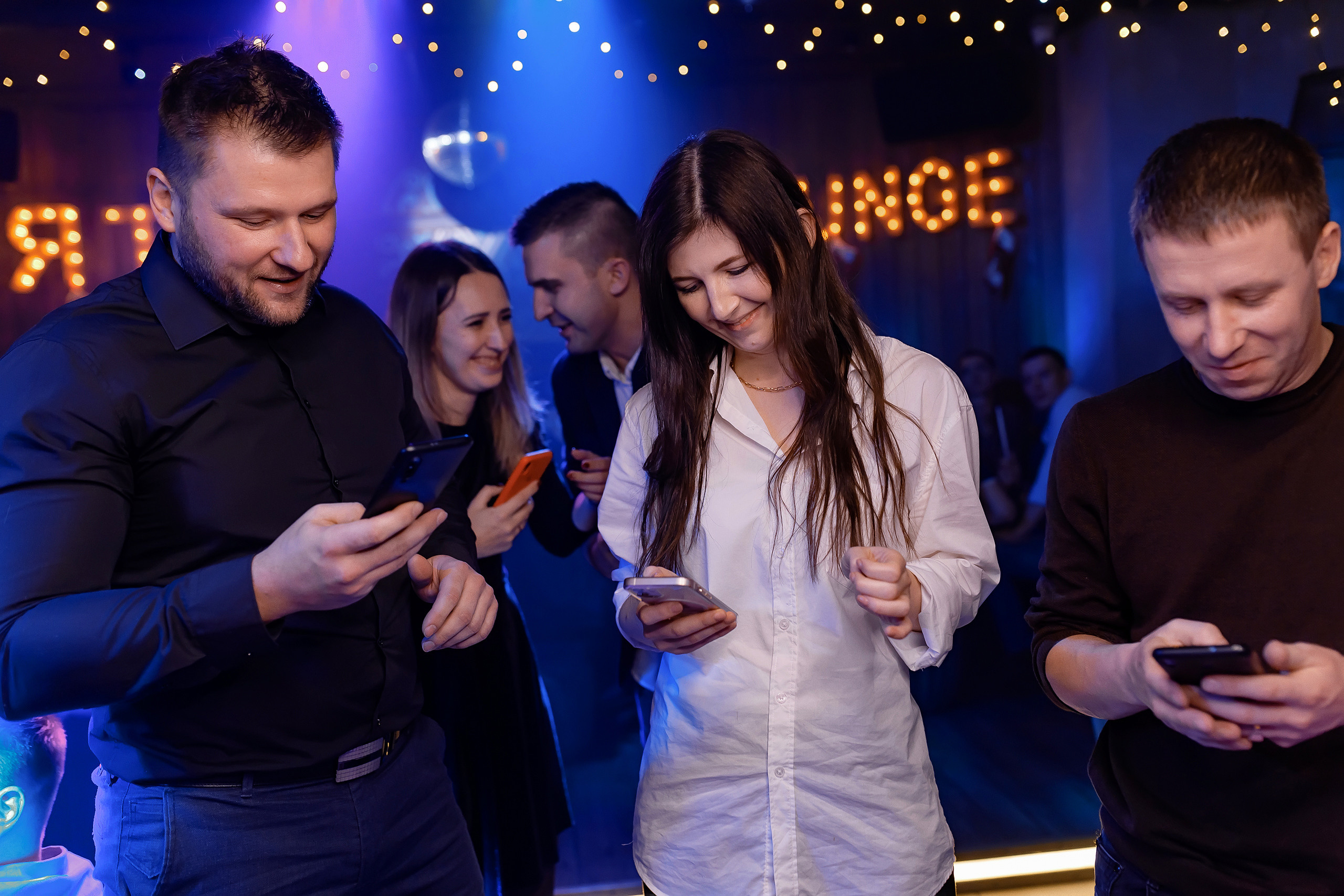 17\12\21 Новогоднее караоке в Мяте. Мята Спортивная — Кальянная, караоке, бар в Минске