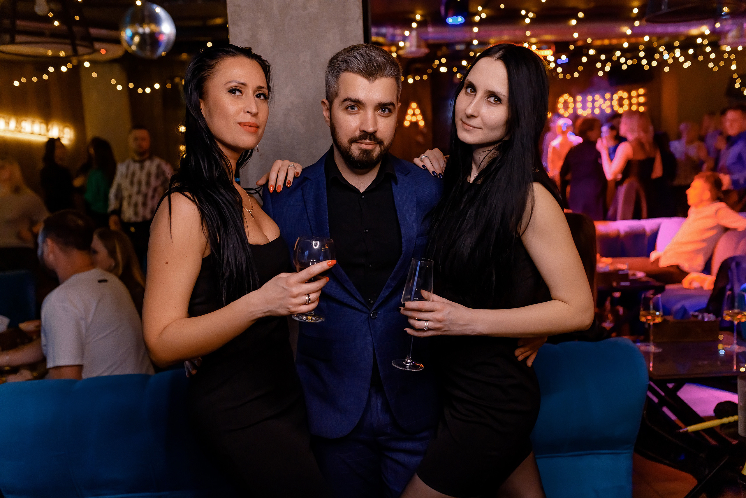 18\12\21 Новогоднее караоке в Мяте. Мята Спортивная — Кальянная, караоке, бар в Минске