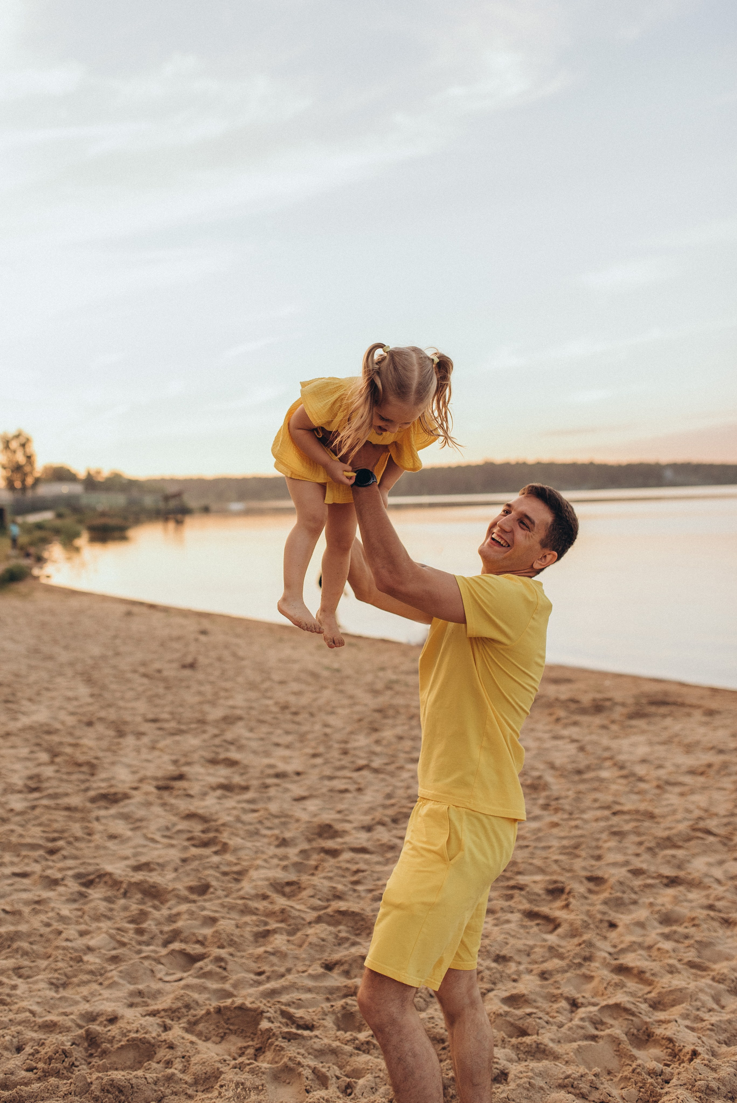 Летняя прогулка на закате. Семейный фотограф в Москве Екатерина Север
