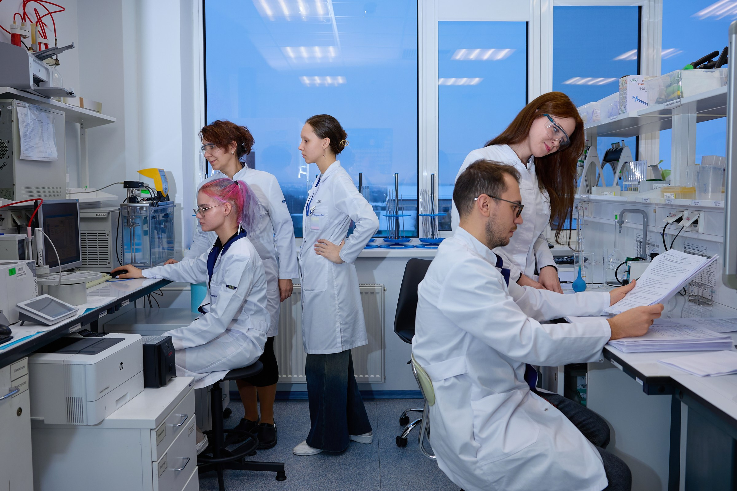 «Petrovax | Фотогалерея сотрудников и производства». Видеограф, фотограф Илья Новиков Москва, Екатеринбург, Калининград