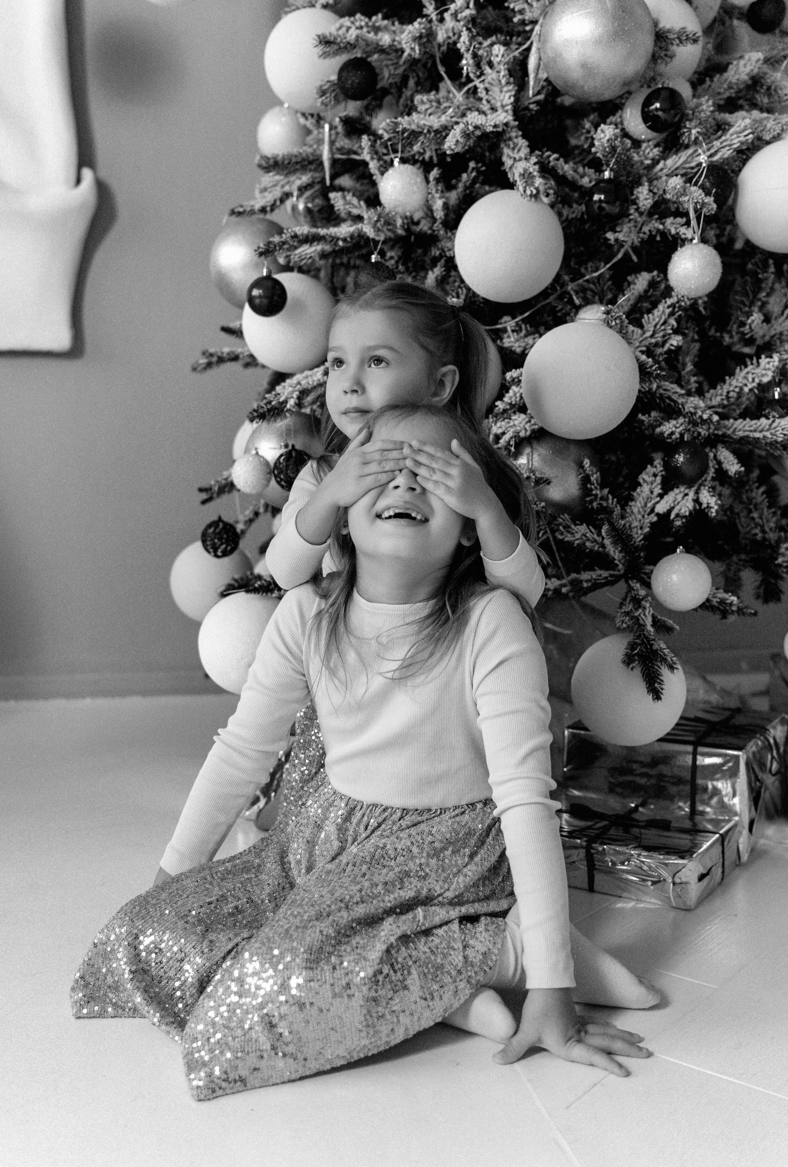 Новогоднее волшебство большой дружной семьи. Ваш семейный фотограф в Минске — Вика Трегубова