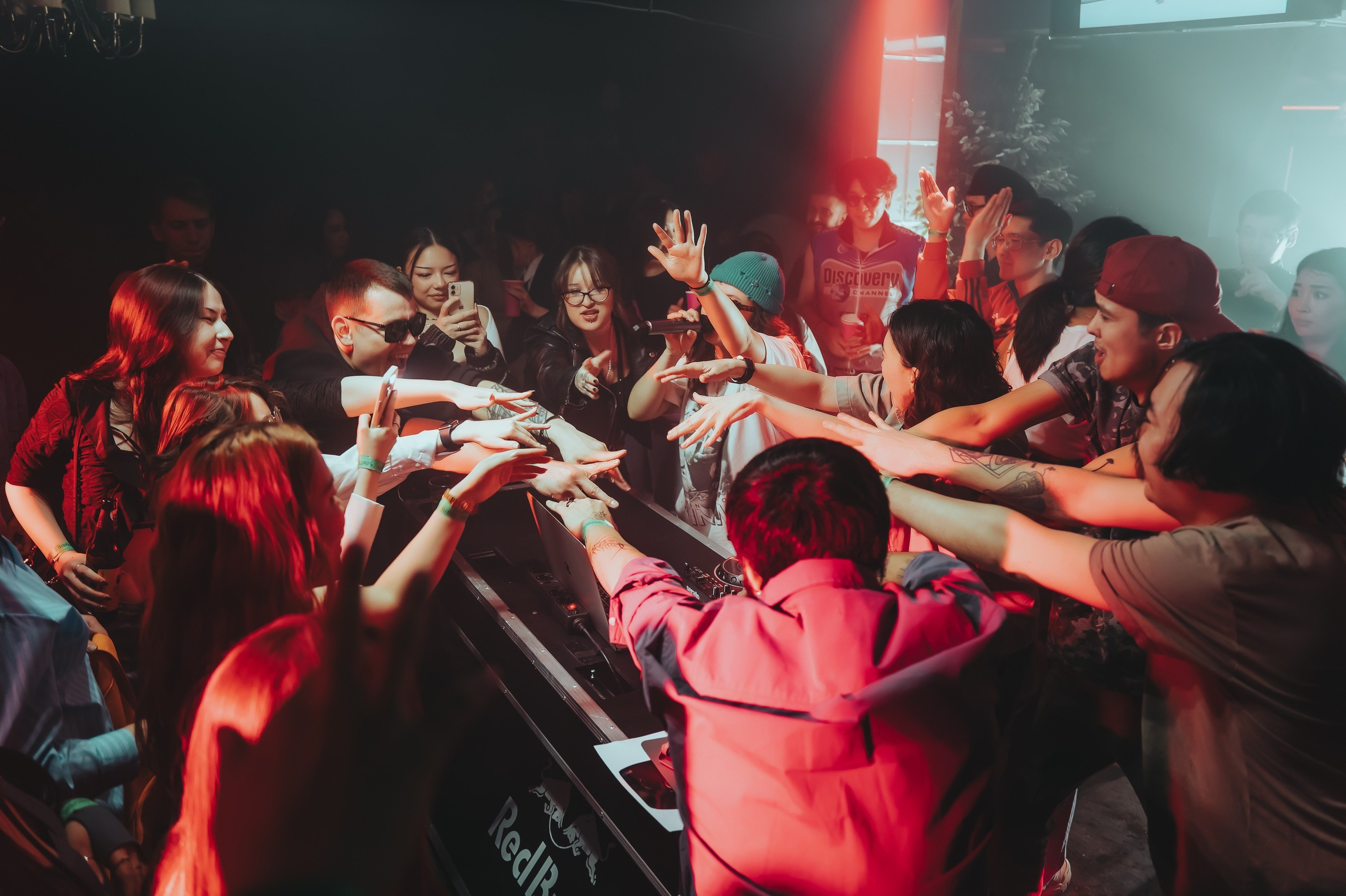 «Music Serf» Party в «Amour Bar». Профессиональный фотограф в городе Астана Копанев Данил