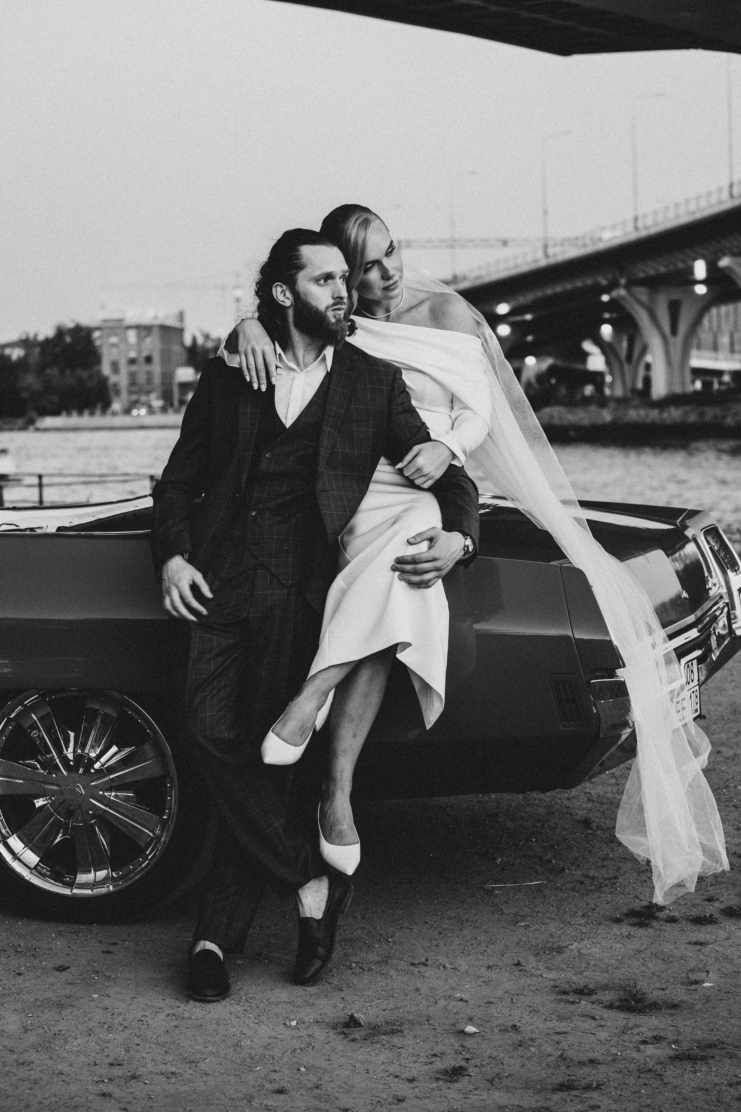 СВАДЕБНАЯ СЬЕМКА ВОЗЛЕ МСОТА БЕТАНКУРА НА КАБРИОЛЕТЕ. Профессиональный фотограф, Санкт-Петербург — Виктория Богомолова