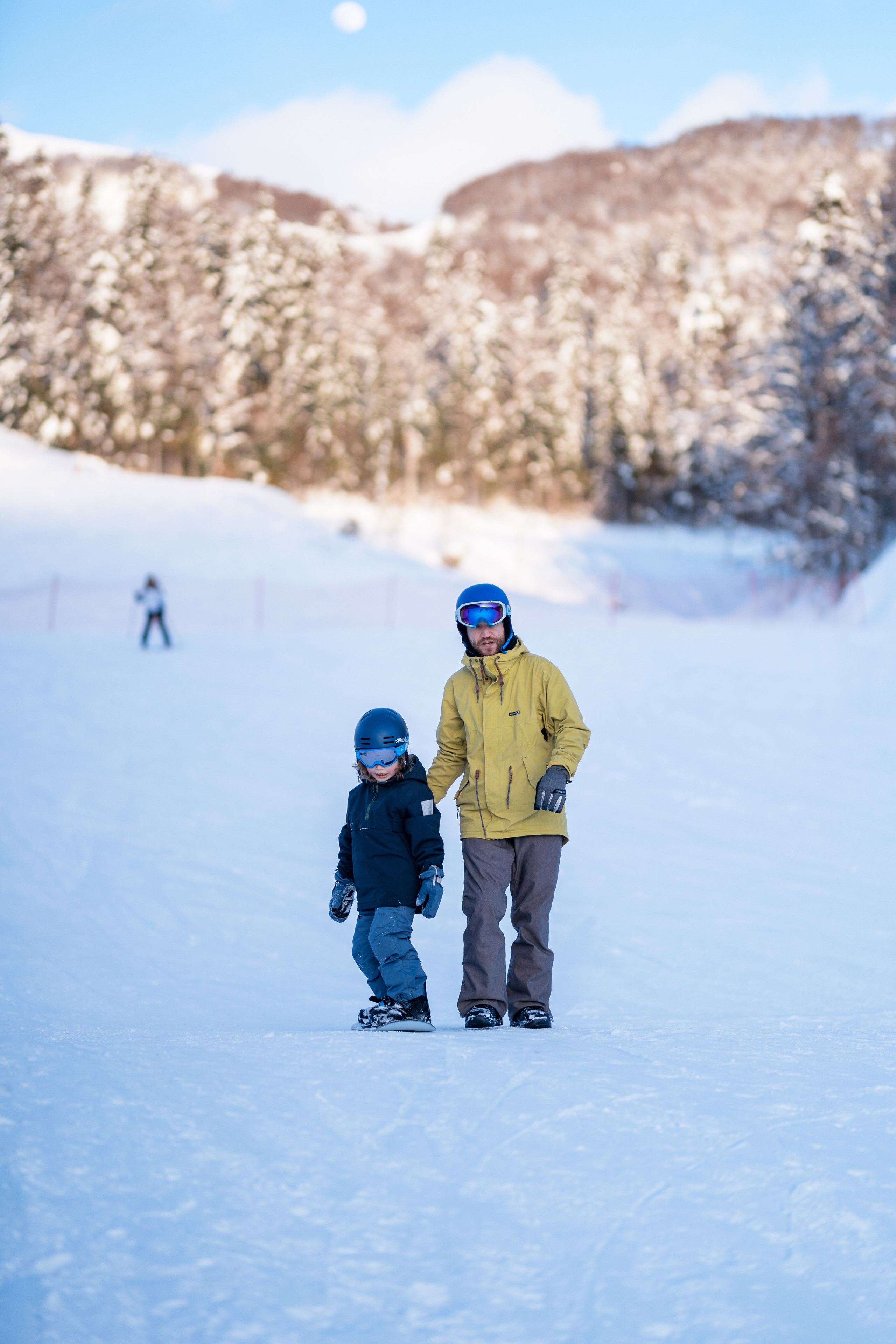 Family snowboarders photoshoot. Kate Khaldeeva photographer in Saratov