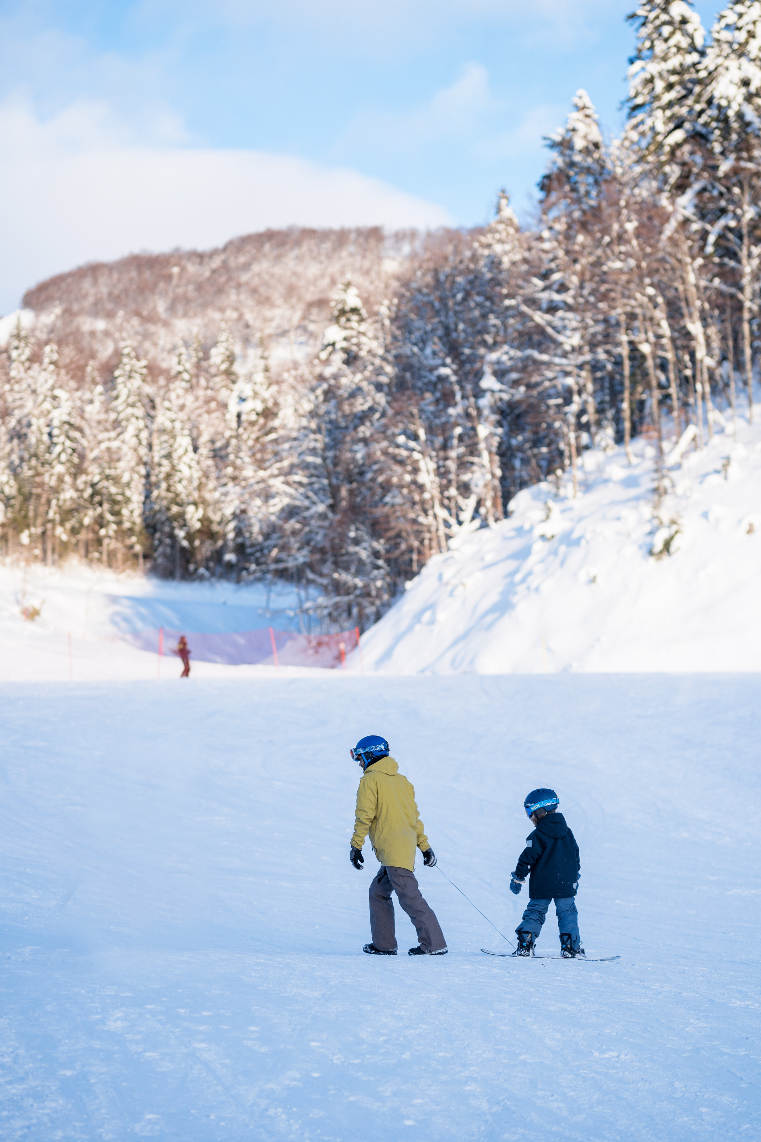Family snowboarders photoshoot. Kate Khaldeeva photographer in Saratov