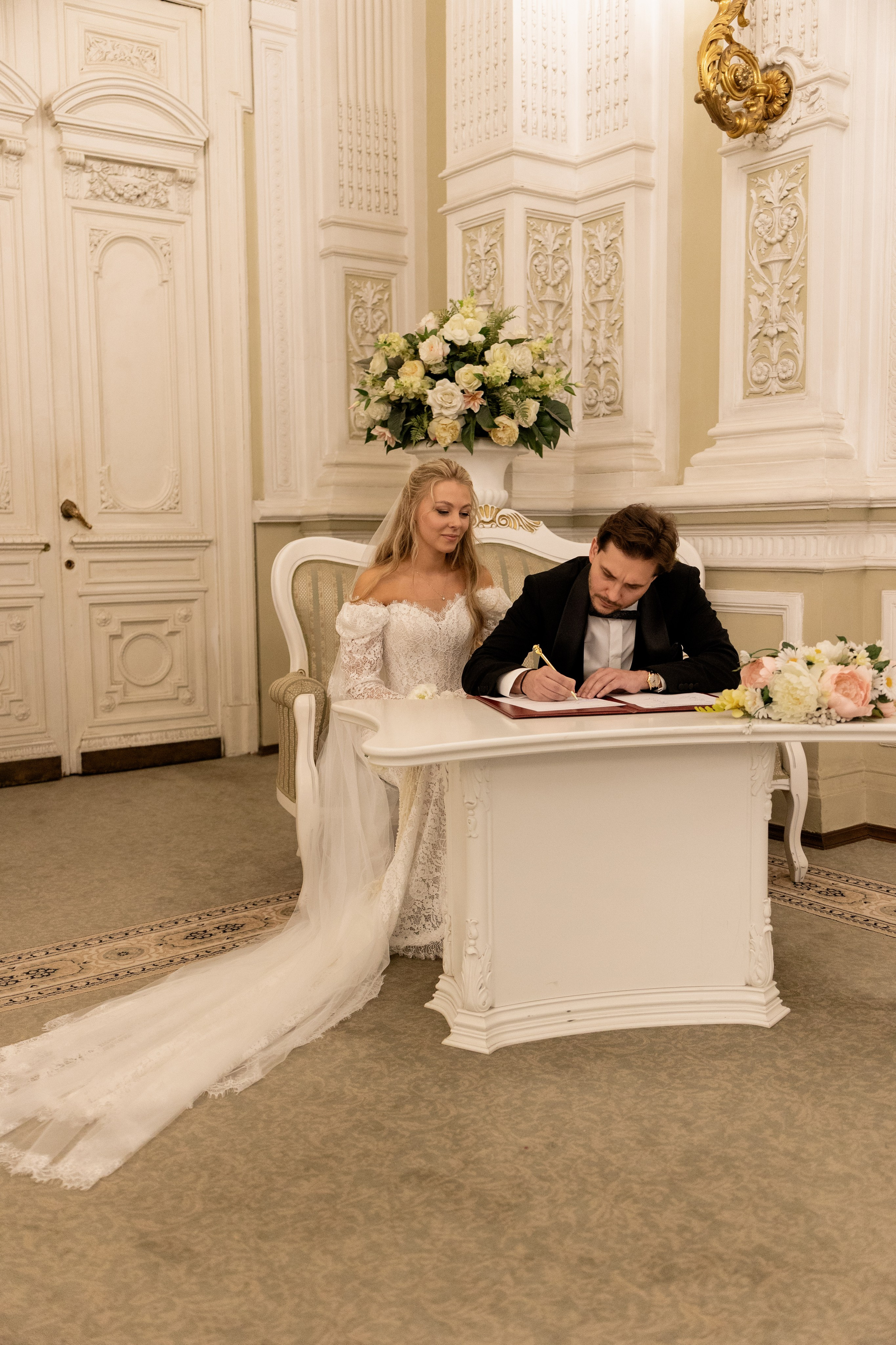 Григорий и Полина. Фотограф Артем Бросов в Санкт-Петербурге и Дубае