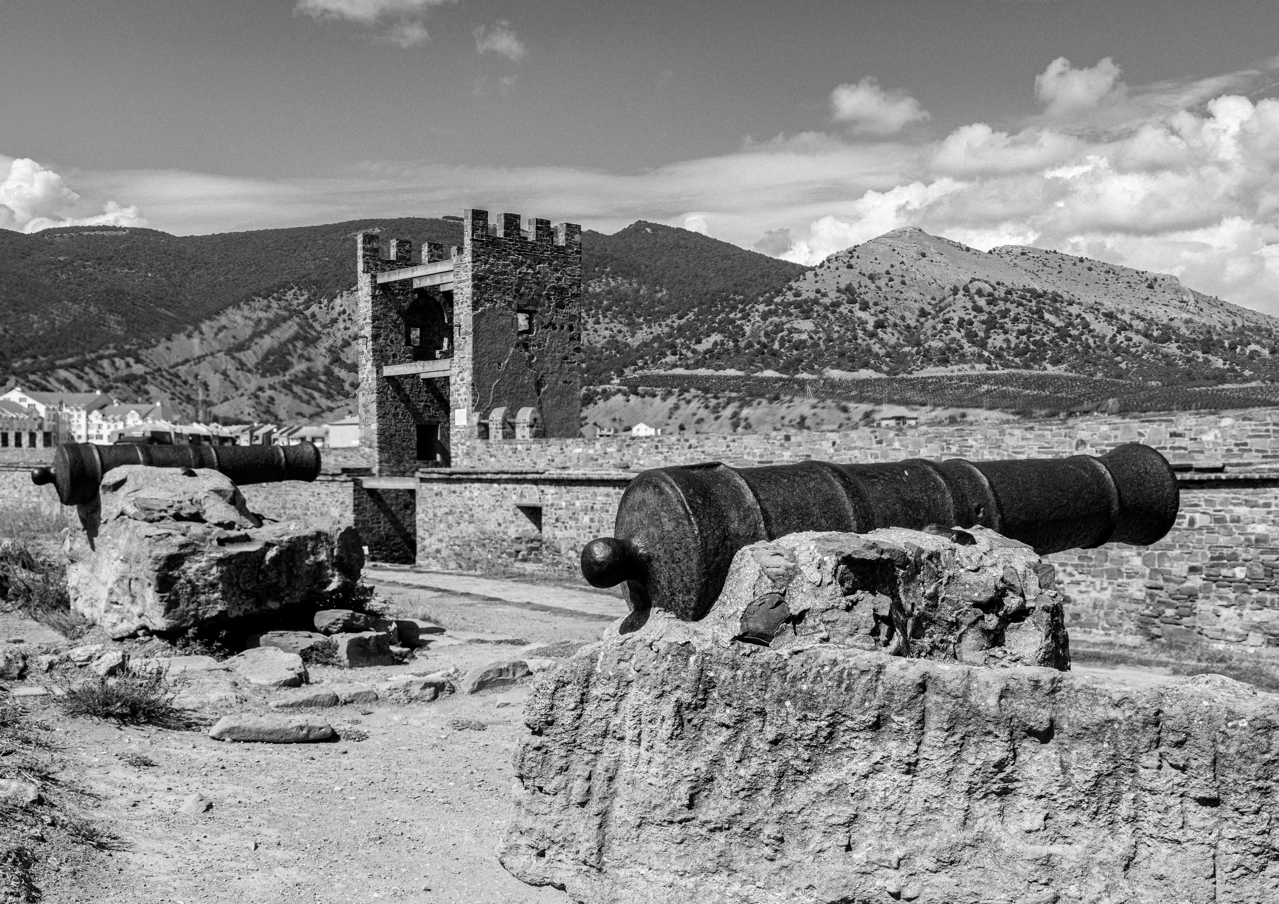 Фотовыставка. Крым в пейзажах и символах как история РФ