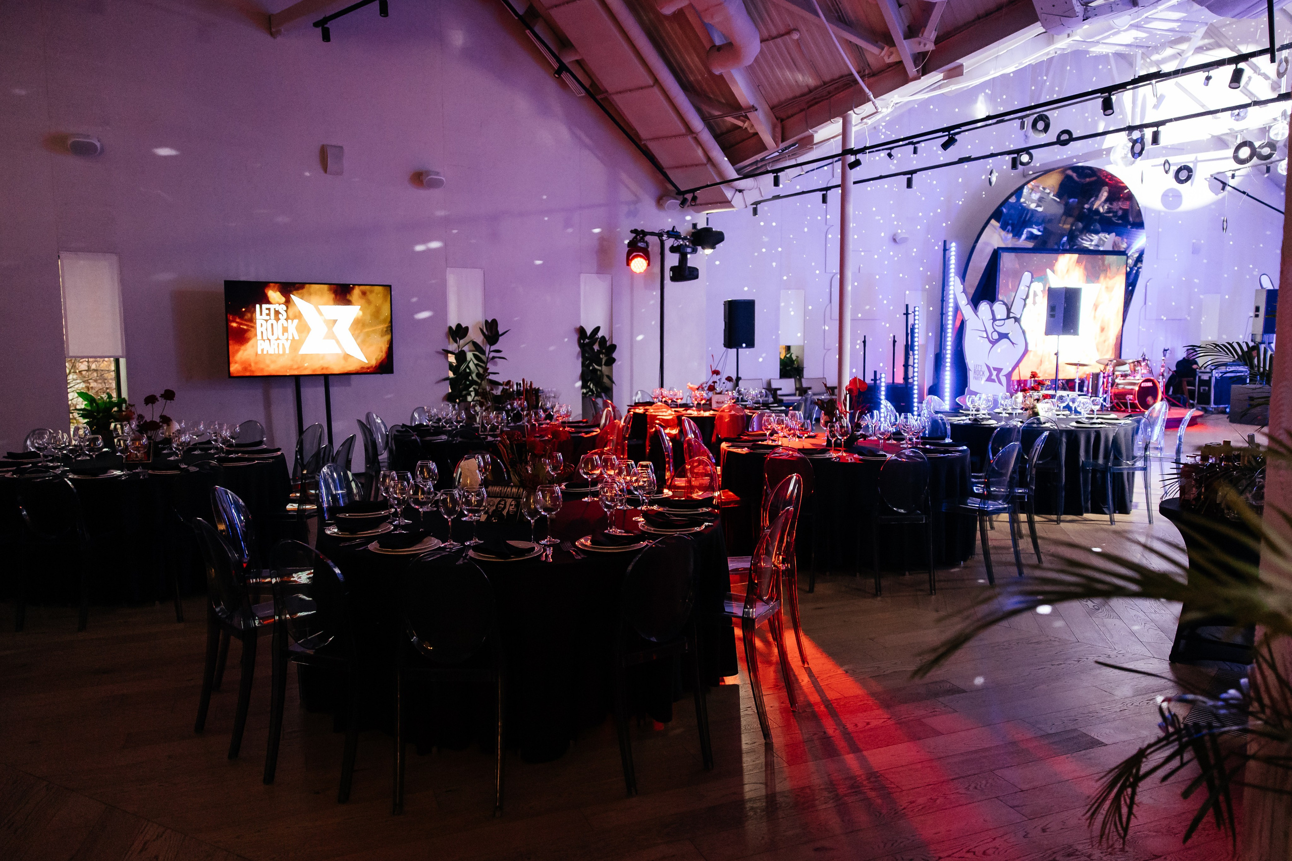 CLEANTOWN 18 лет. Свадебный и семейный фотограф