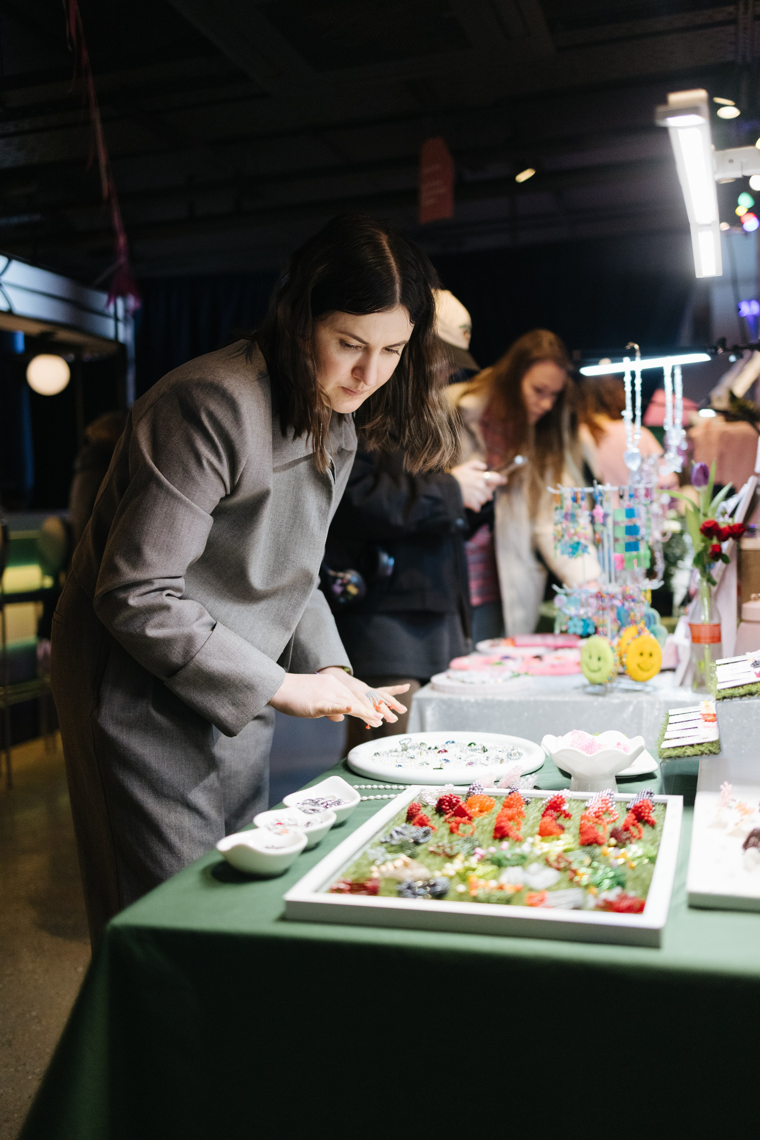 7–8 марта 2025 в пространстве «Три вокзала. Депо» / День 2 / фото Валерий Белобеев. Фотоотчеты «Ламбада-маркета»