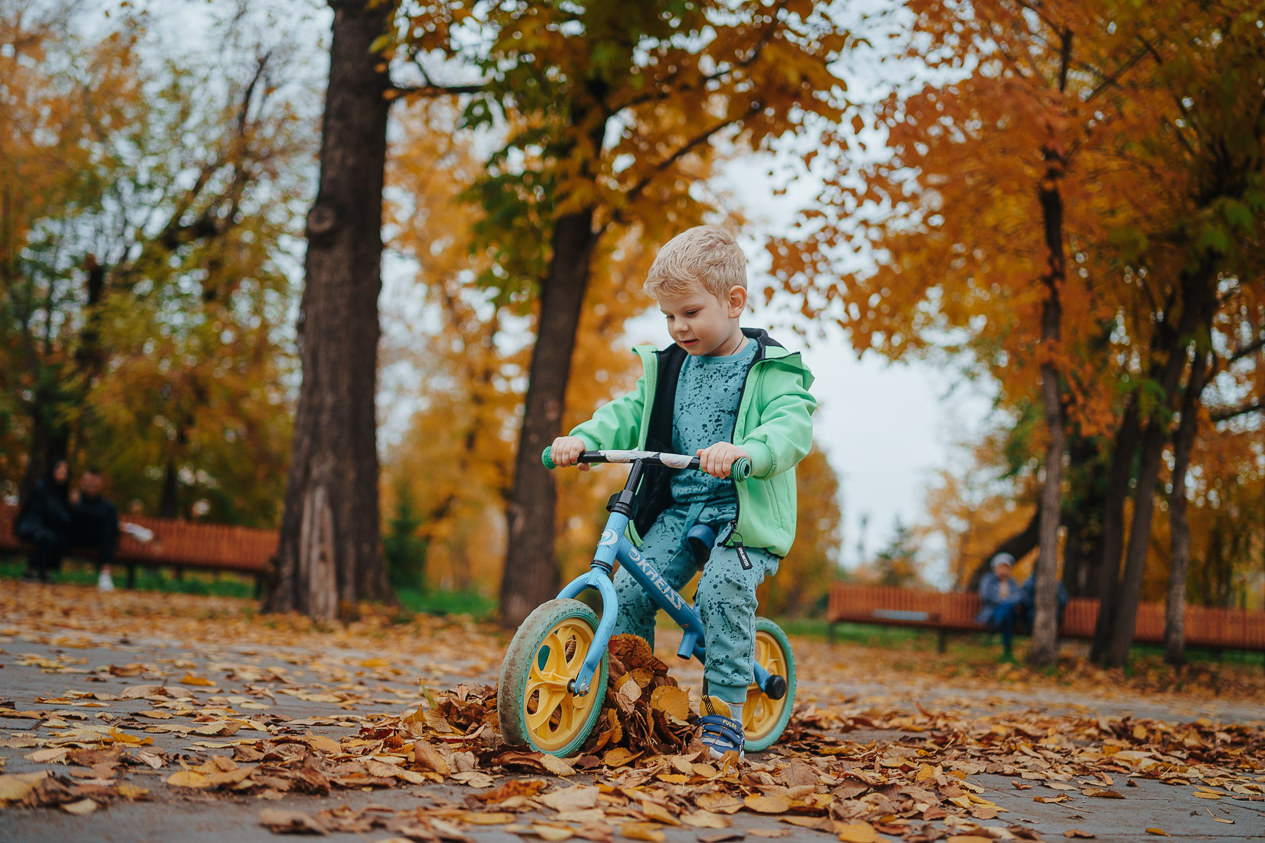 Семейный фотограф в Барнауле | Семейные фотосессии. Репортажный (Event) фотограф в Барнауле | Даниил Маркин | Качество и вайб