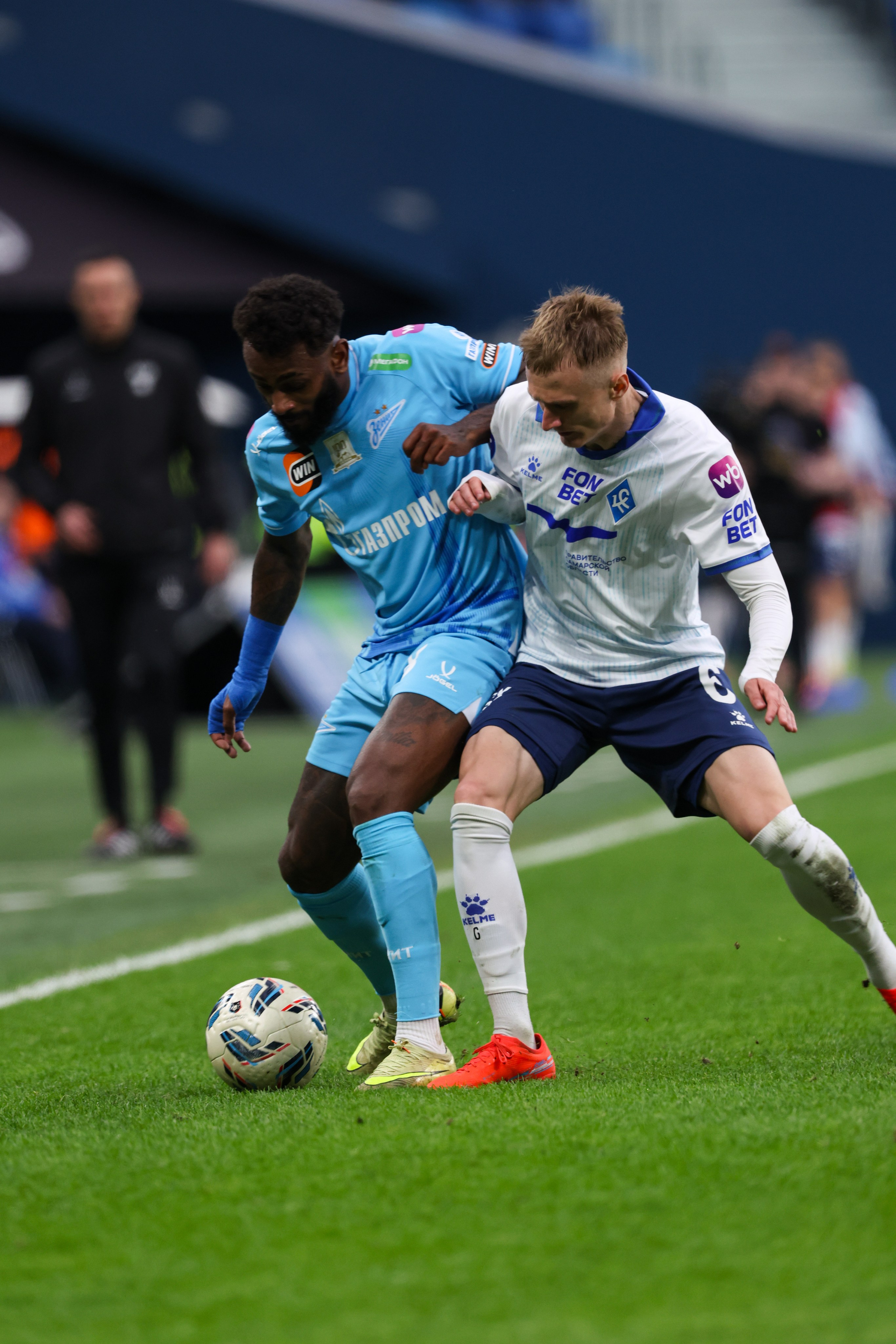 ФК «Зенит» — ФК «Крылья советов». Спортивный и репортажный фотограф Антон Тереханов