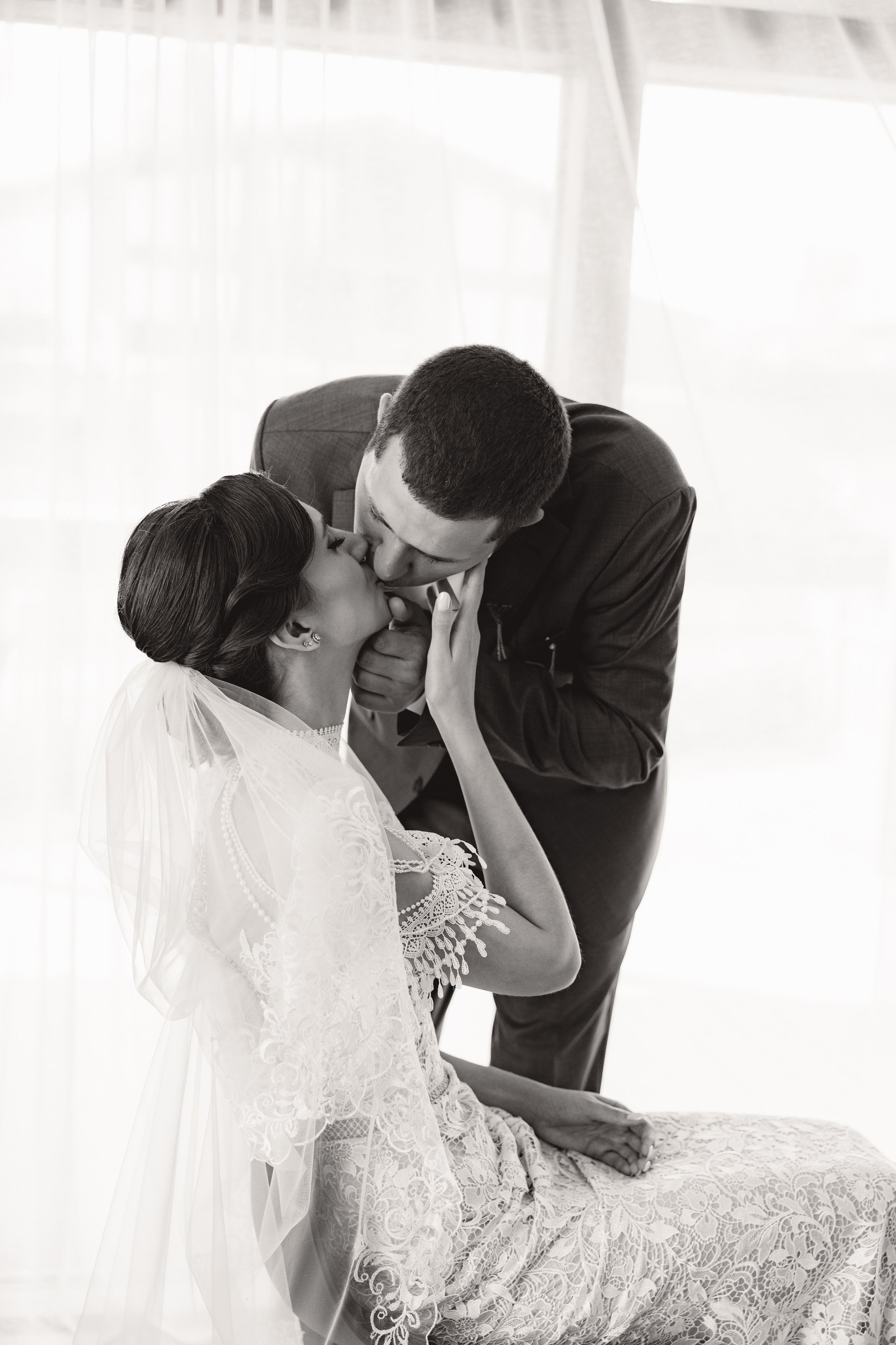 Свадебная фотосессия в Иваново и Москве. Свадебный фотограф в Иваново Гитарина Черняева