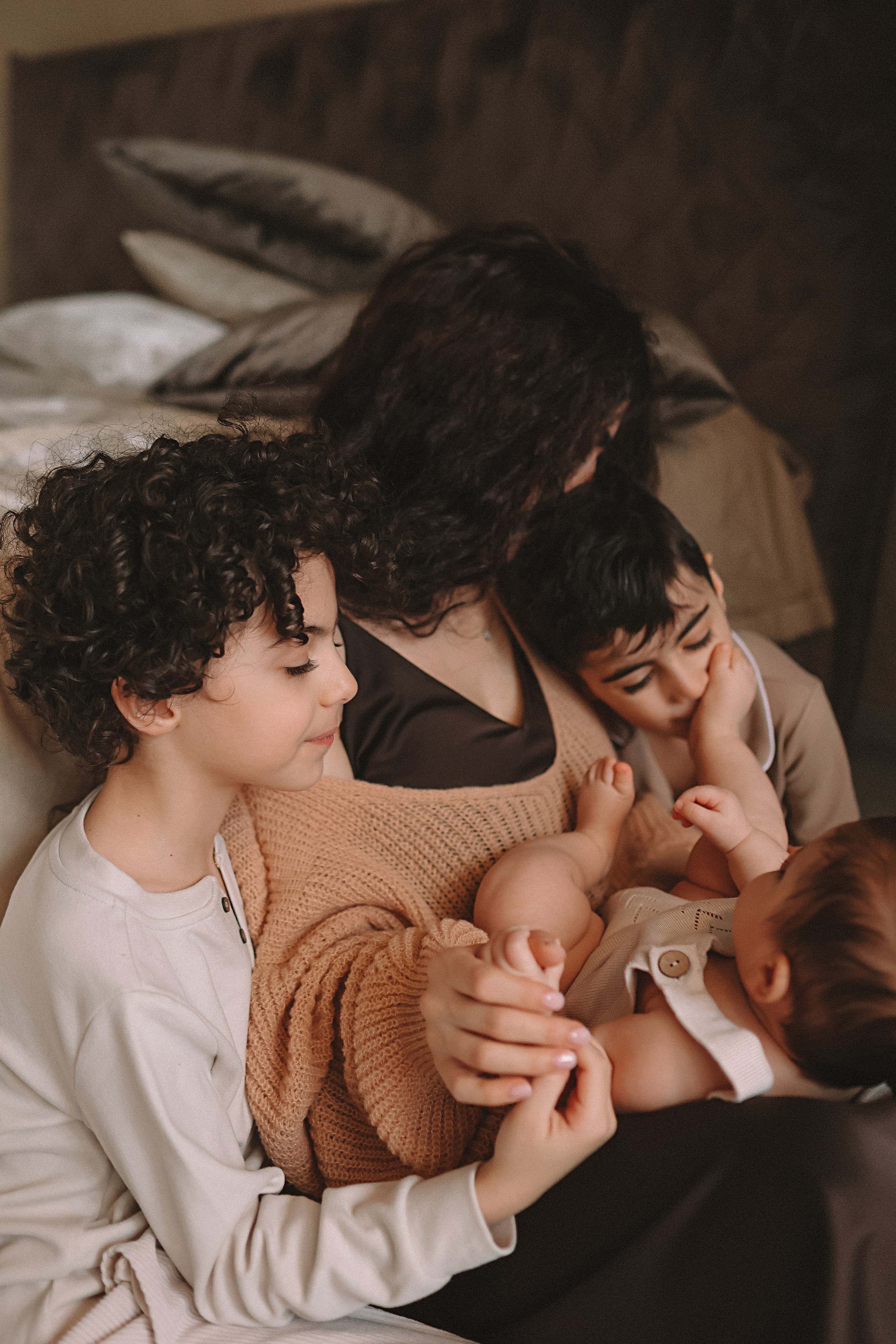 С малышкой. Семейный фотограф Тюмень, фотограф на роды Салмина Мария