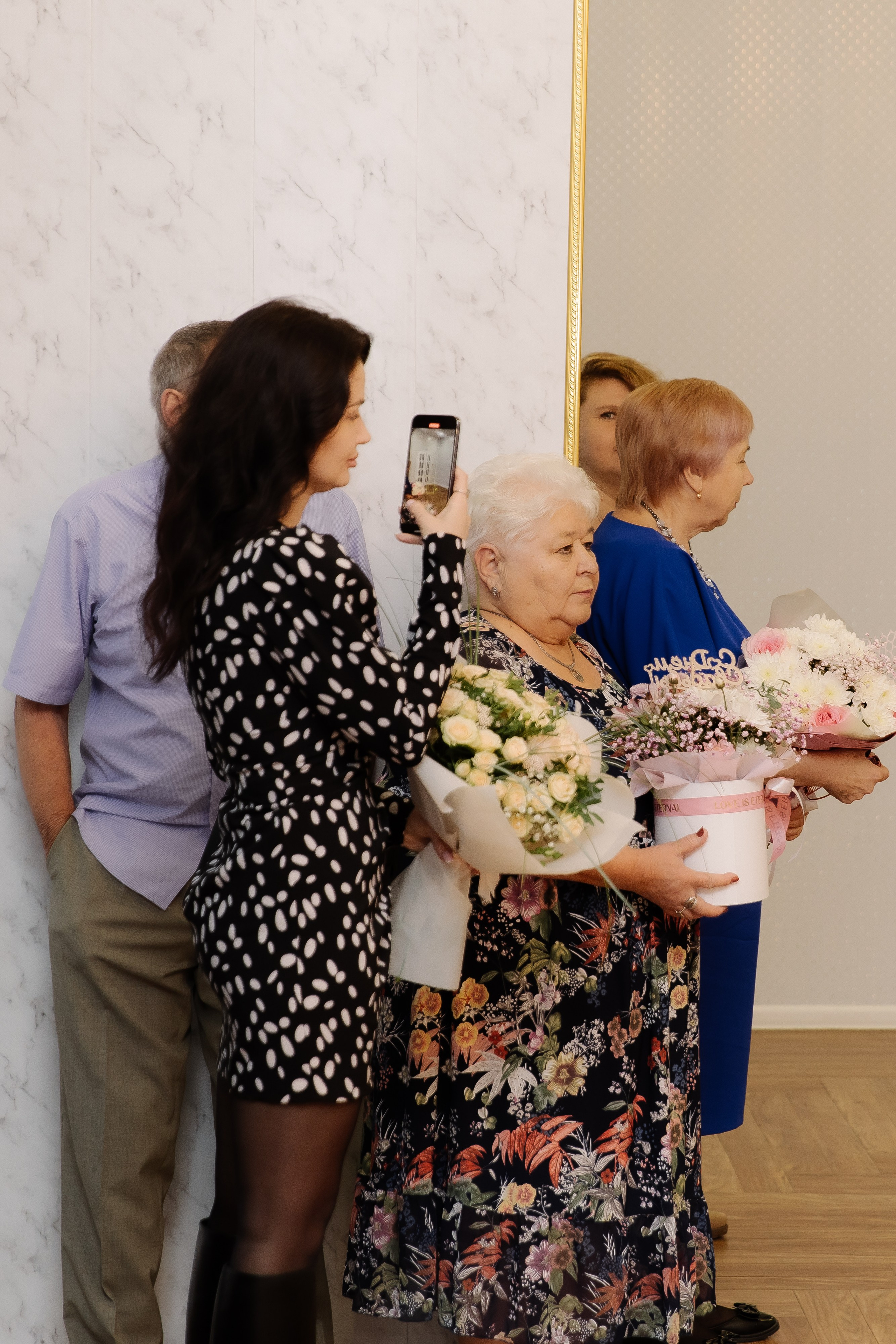 ЗАГС Металлургического района. СВАДЕБНЫЙ ФОТОГРАФ ЧЕЛЯБИНСК