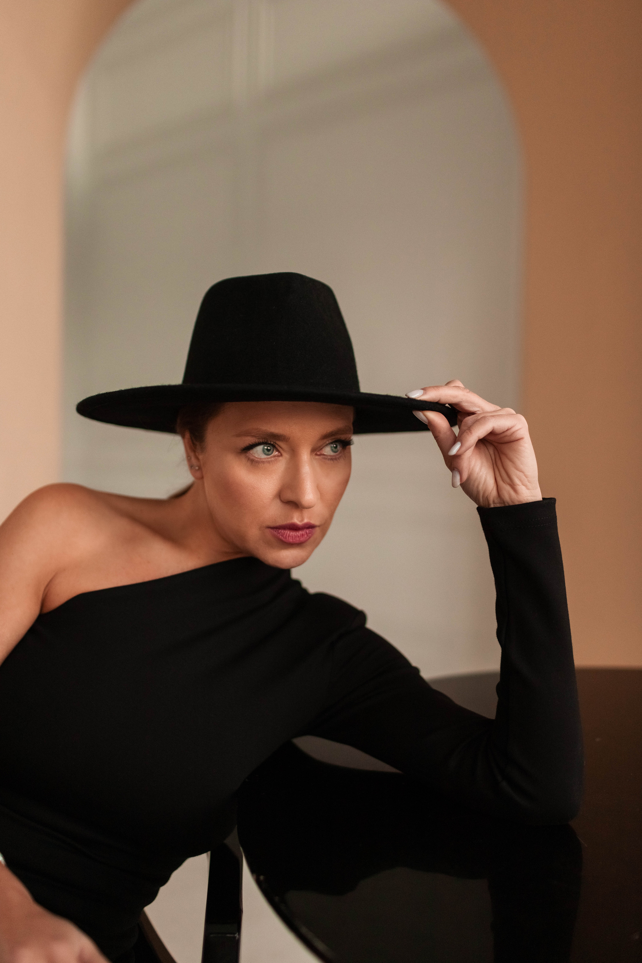 Серафима Низовская. Фотограф про любовь в городе Москва