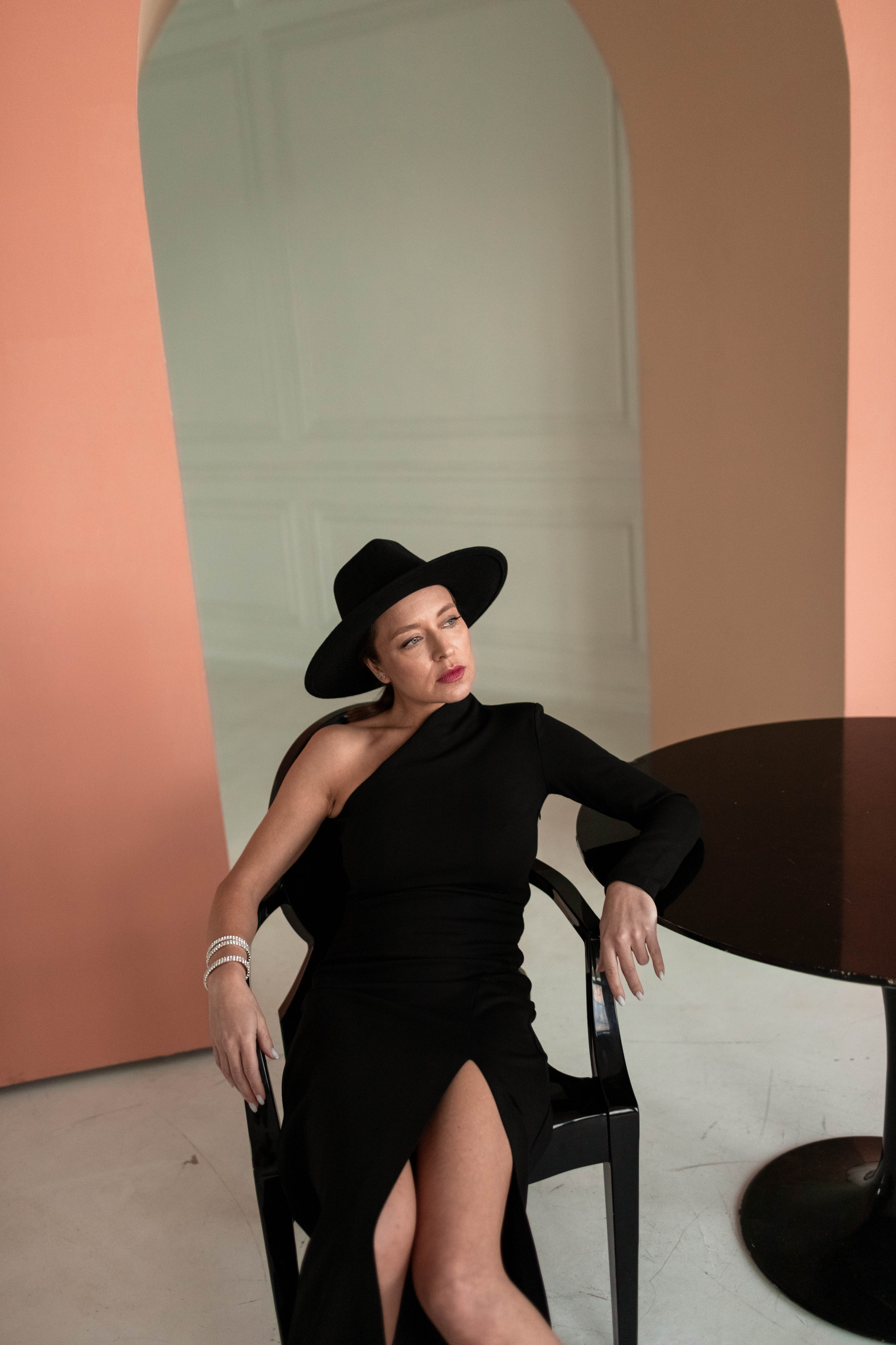 Серафима Низовская. Фотограф про любовь в городе Москва