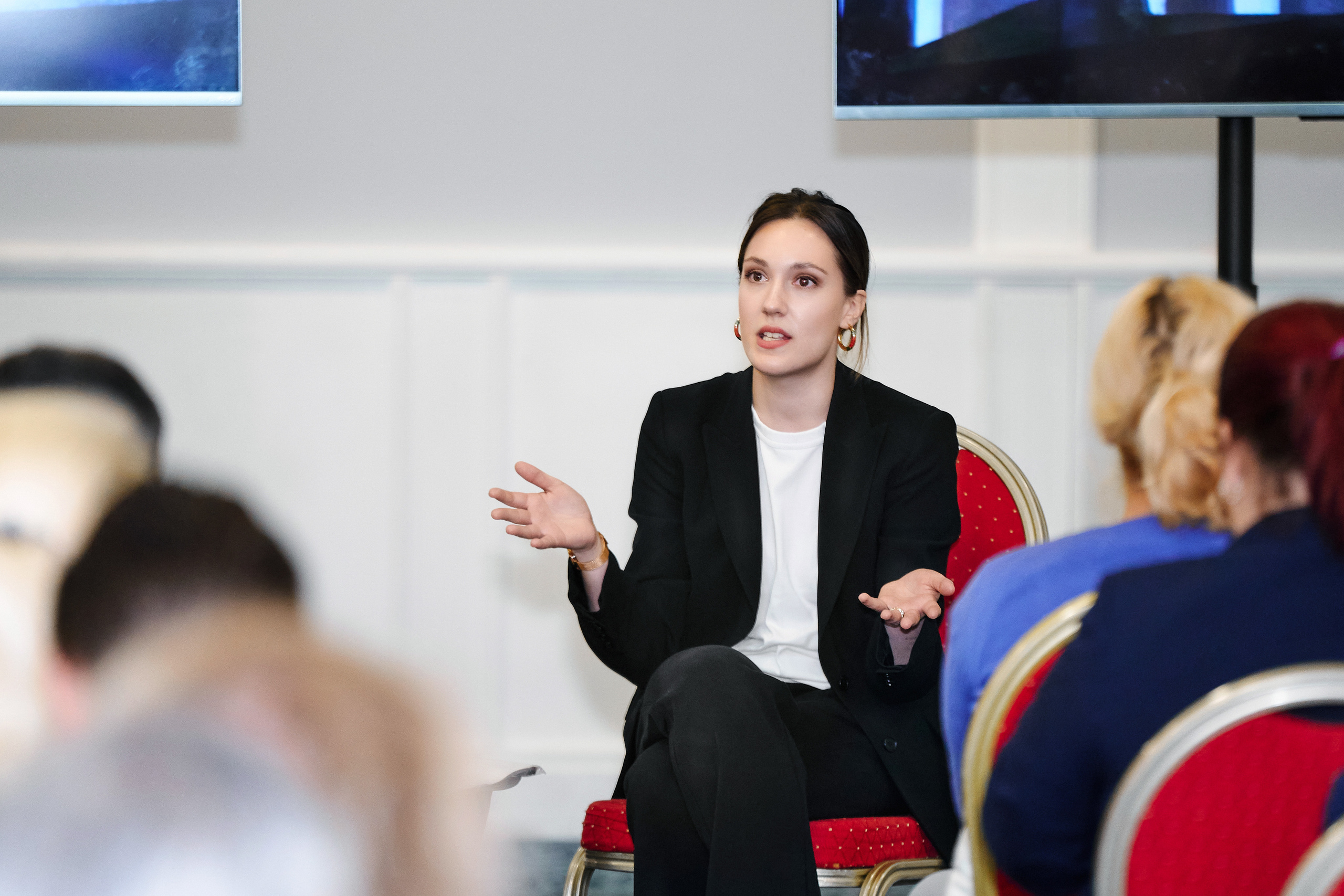 Репортажная фотосъёмка для ПАО «Ростелеком». XI конкурс журналистов и блогеров «Вместе в цифровое будущее». Фоторепортаж взрослые праздники, банкеты, корпоративы. Репортажный фотограф Георгий Коненков. Репортажная фотосъемка мероприятий. Goganaft.