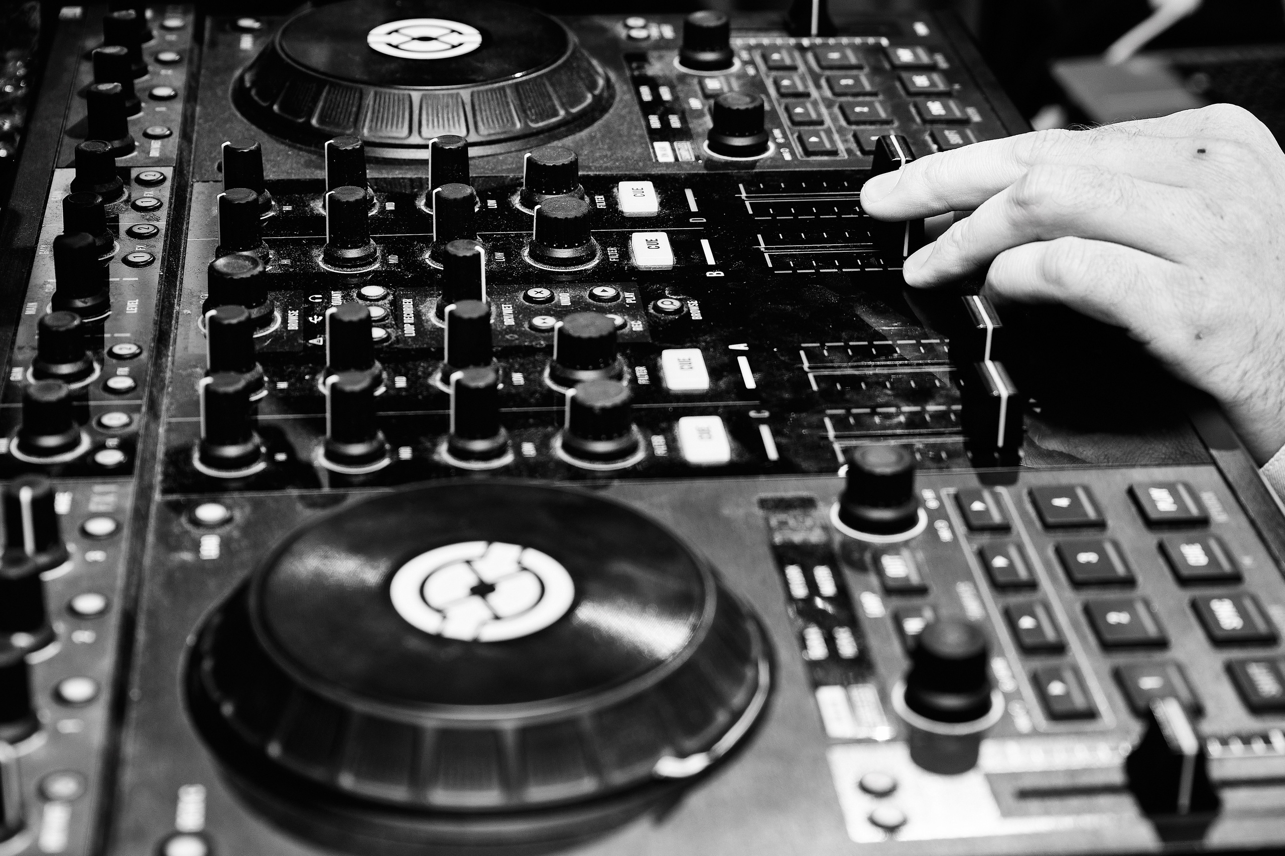 Фоторепортаж взрослые праздники, банкеты, корпоративы. Репортажный фотограф Георгий Коненков. Репортажная фотосъемка мероприятий. Goganaft.