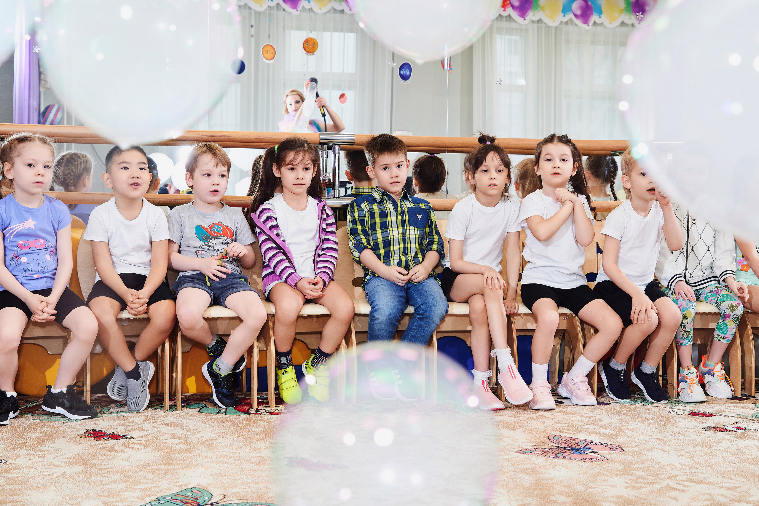 Репортажная фотосъёмка детских праздников. Фоторепортаж детские праздники. Репортажный детский фотограф Георгий Коненков. Goganaft goganaft.ru 