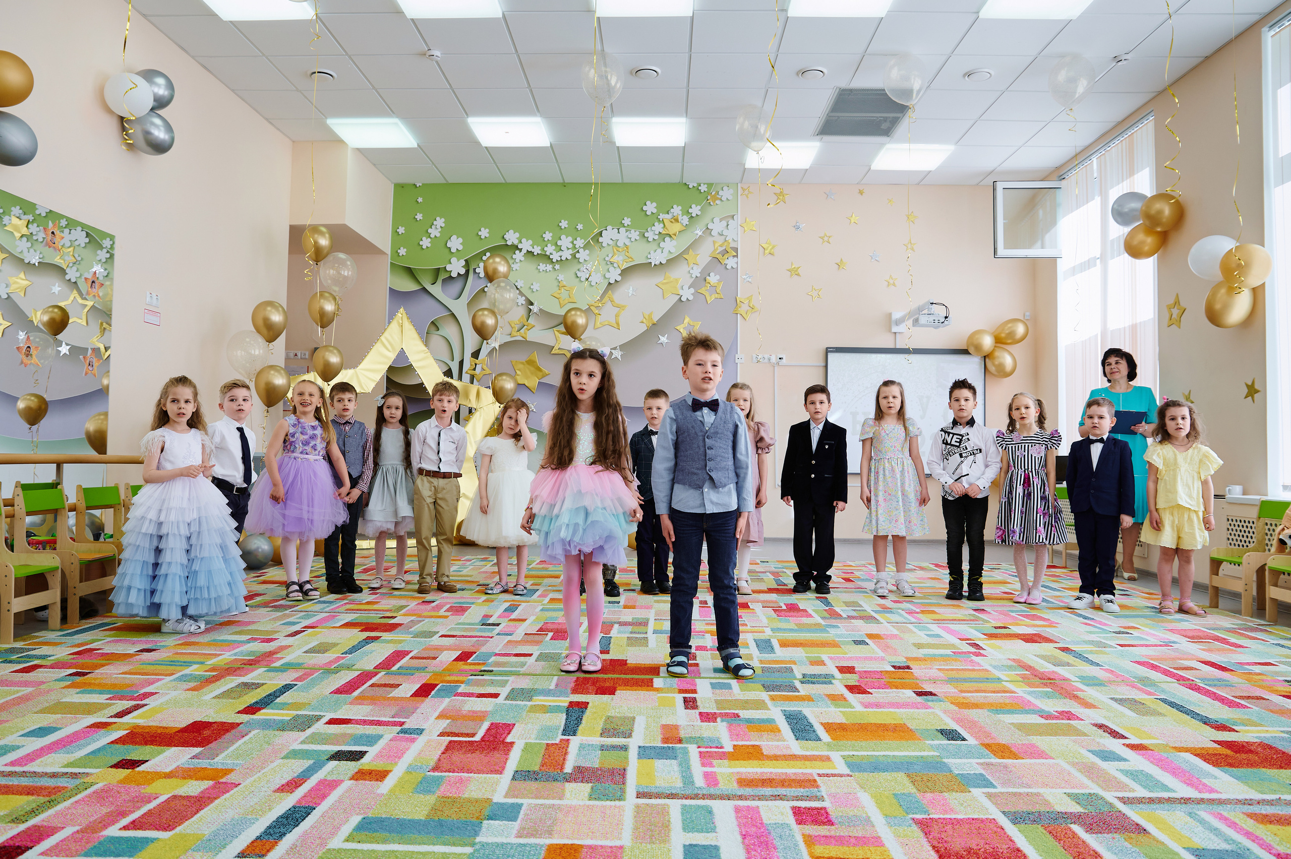 Фоторепортаж детские праздники. Утренник в детском саду. Выпускной в детском саду. Репортажный детский фотограф Георгий Коненков. Детский сад. Goganaft. 