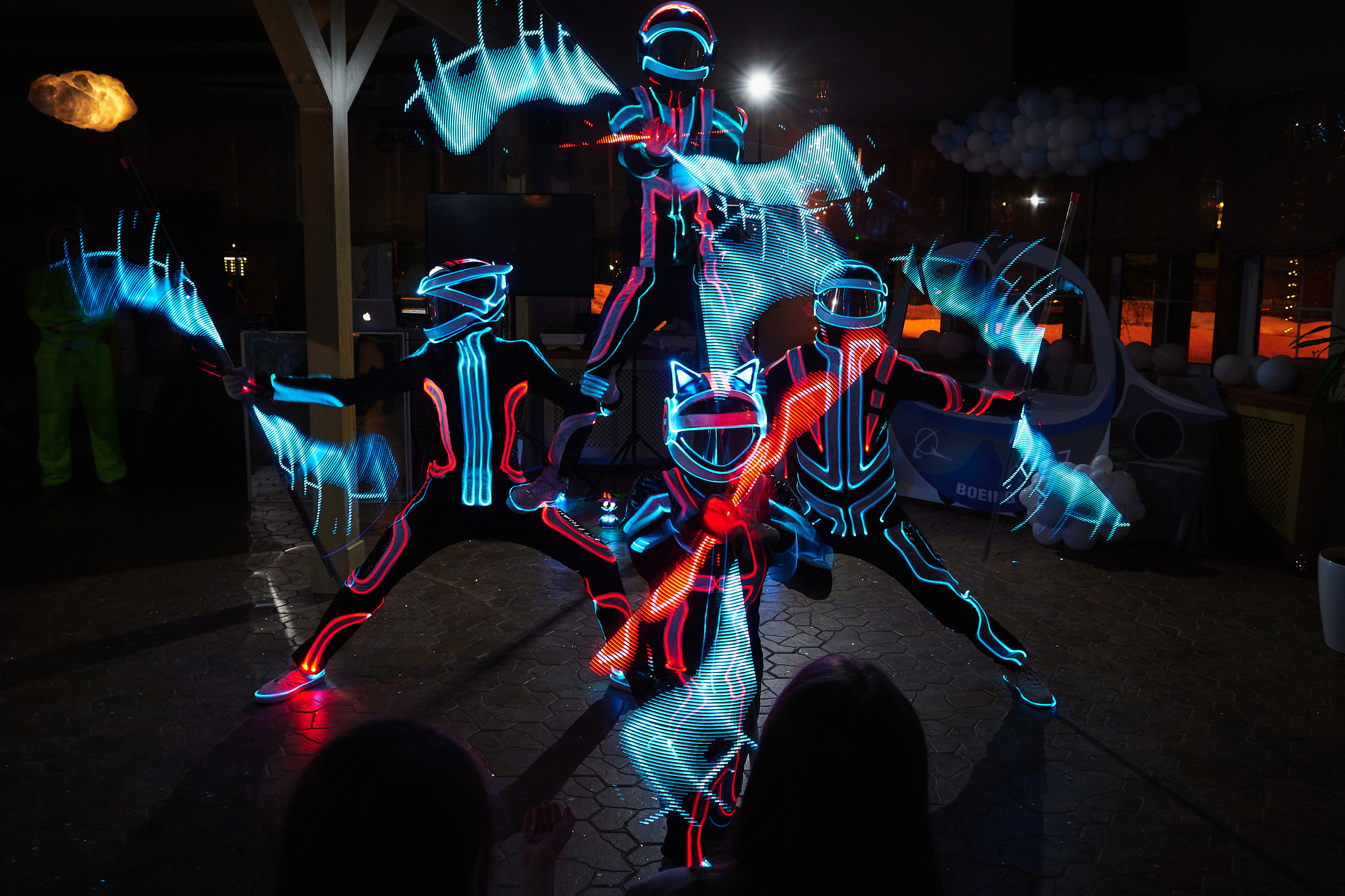 Репортажная фотосъёмка детских праздников. Фоторепортаж детские праздники. Репортажный детский фотограф Георгий Коненков. Goganaft goganaft.ru 