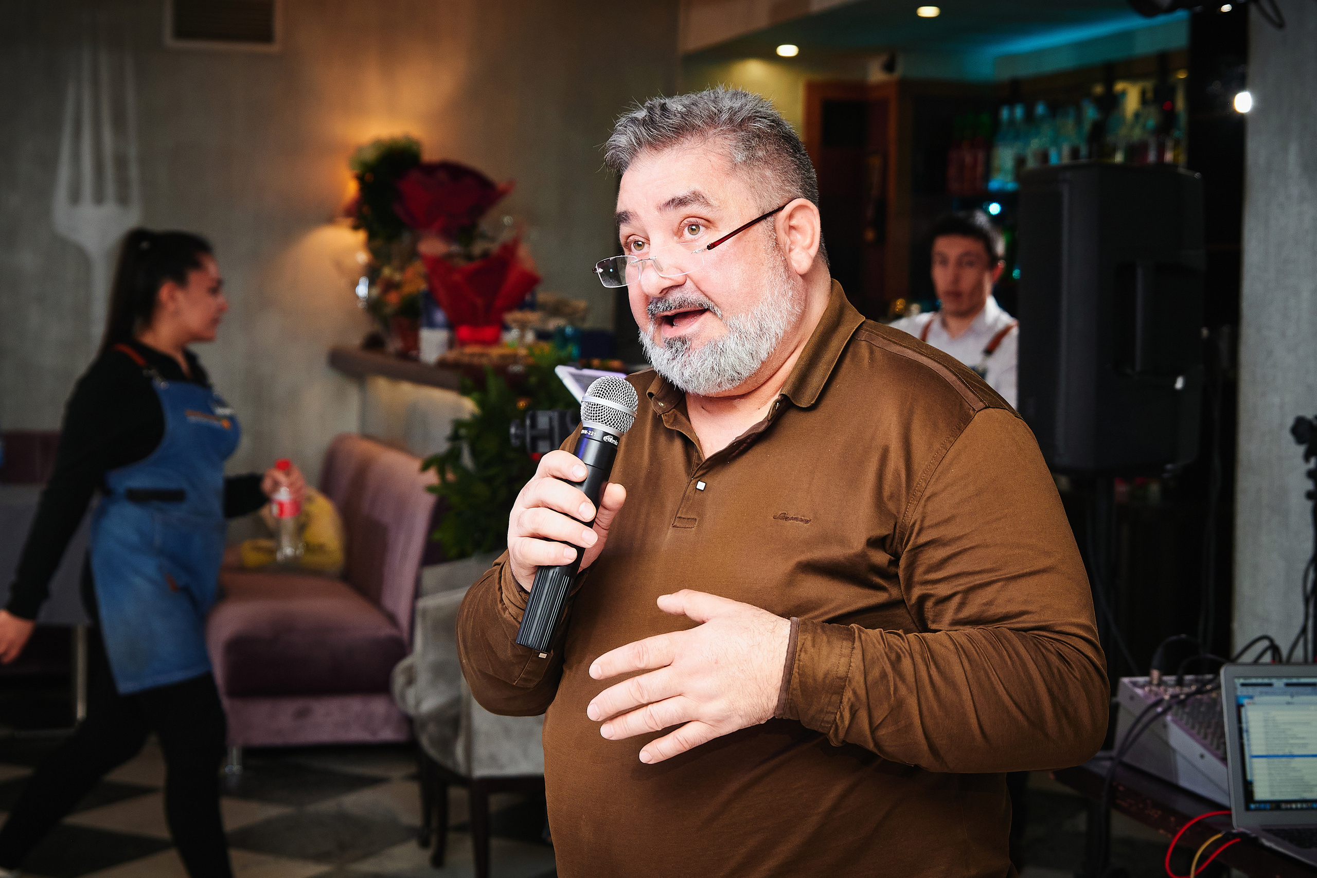 Фоторепортаж взрослые праздники, банкеты, корпоративы. Репортажный фотограф Георгий Коненков. Репортажная фотосъемка мероприятий. Goganaft.