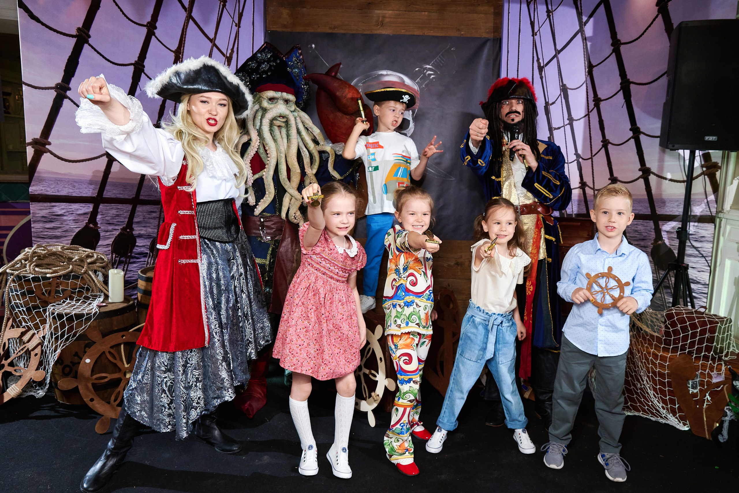 Фоторепортаж детские праздники. Репортажный детский фотограф Георгий Коненков. Goganaft goganaft.ru