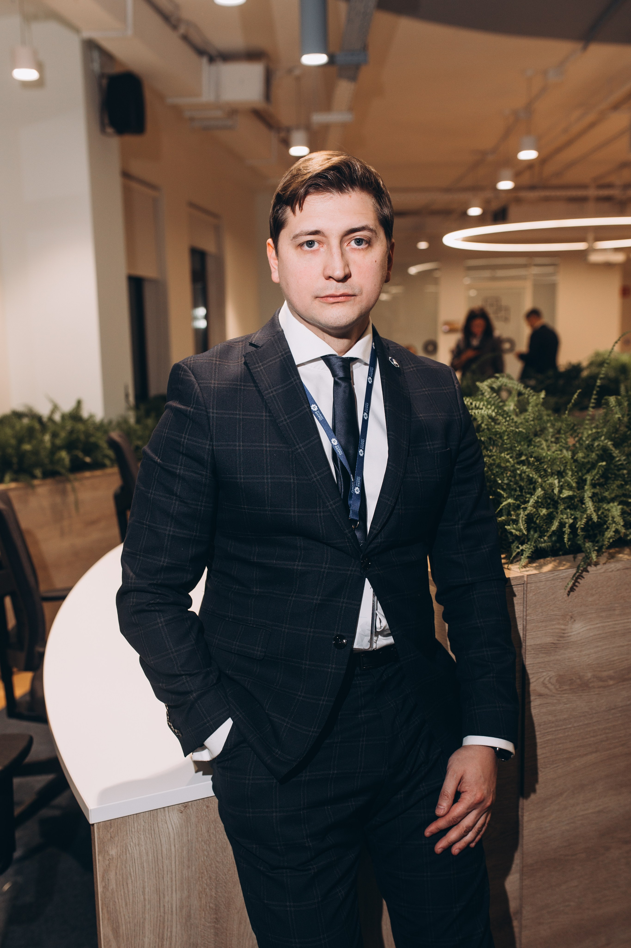 Фотосессия команды «Бизнес бюро». Фотограф Артем Бросов в Санкт-Петербурге и Дубае