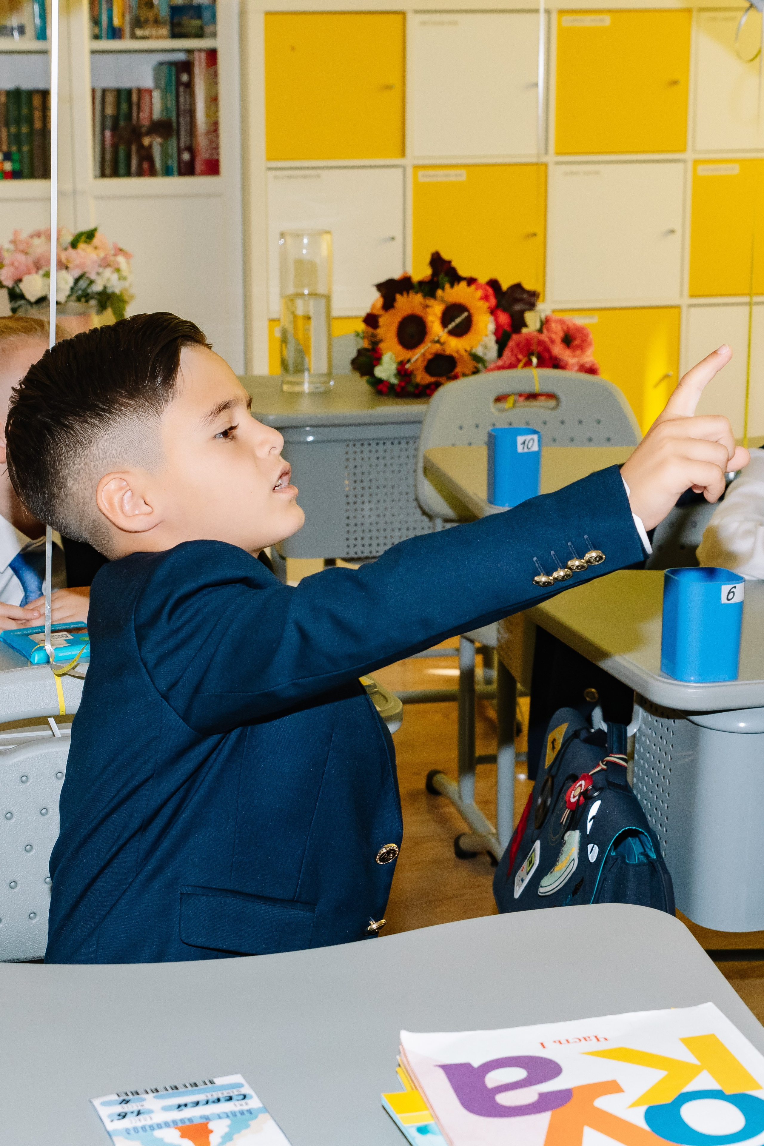 Линейка 1Б Школа Права и Экономики. Фотограф в Москве Яна Полосина