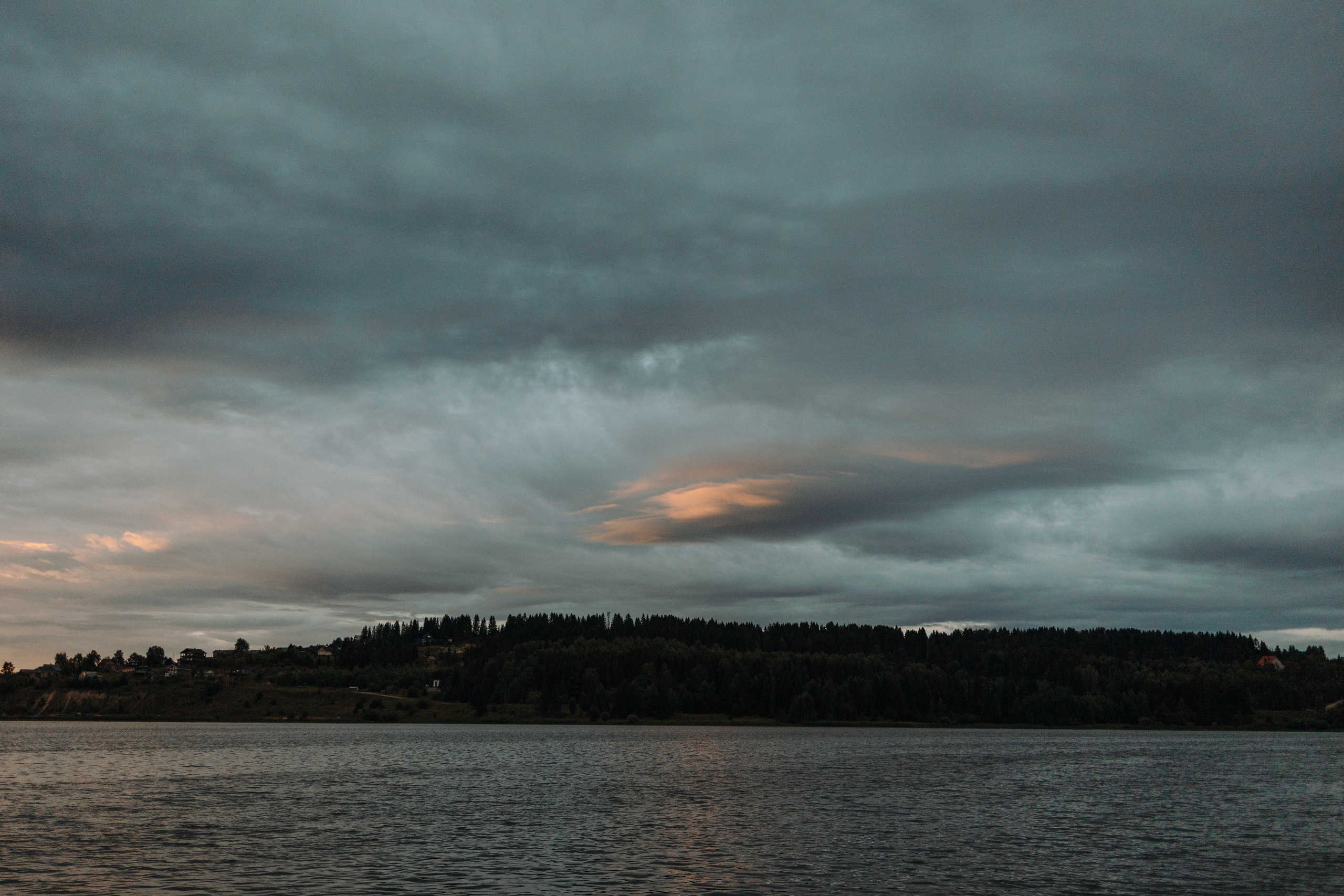 Дом у реки. Фотограф — Анималист | Санкт-Петербург