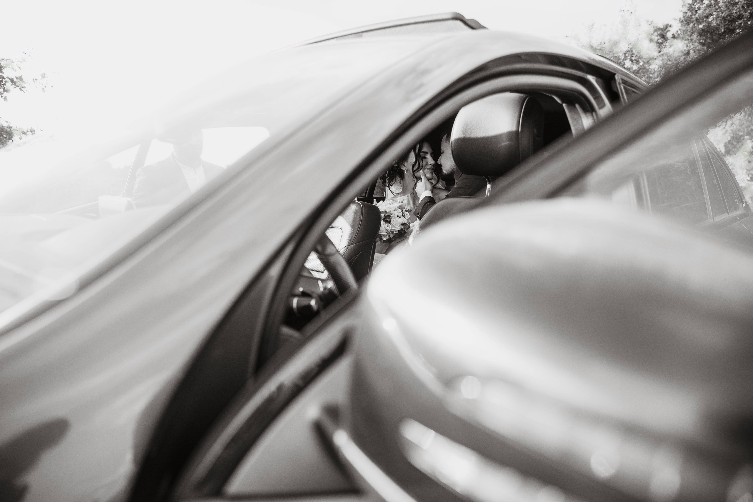 Свадьба в яхт клубе г Владимир. Свадебная серия на яхте в клубе Параллель 56 город Владимир. Свадебный фотограф во Владимире сняла свадьбу в параллель 56