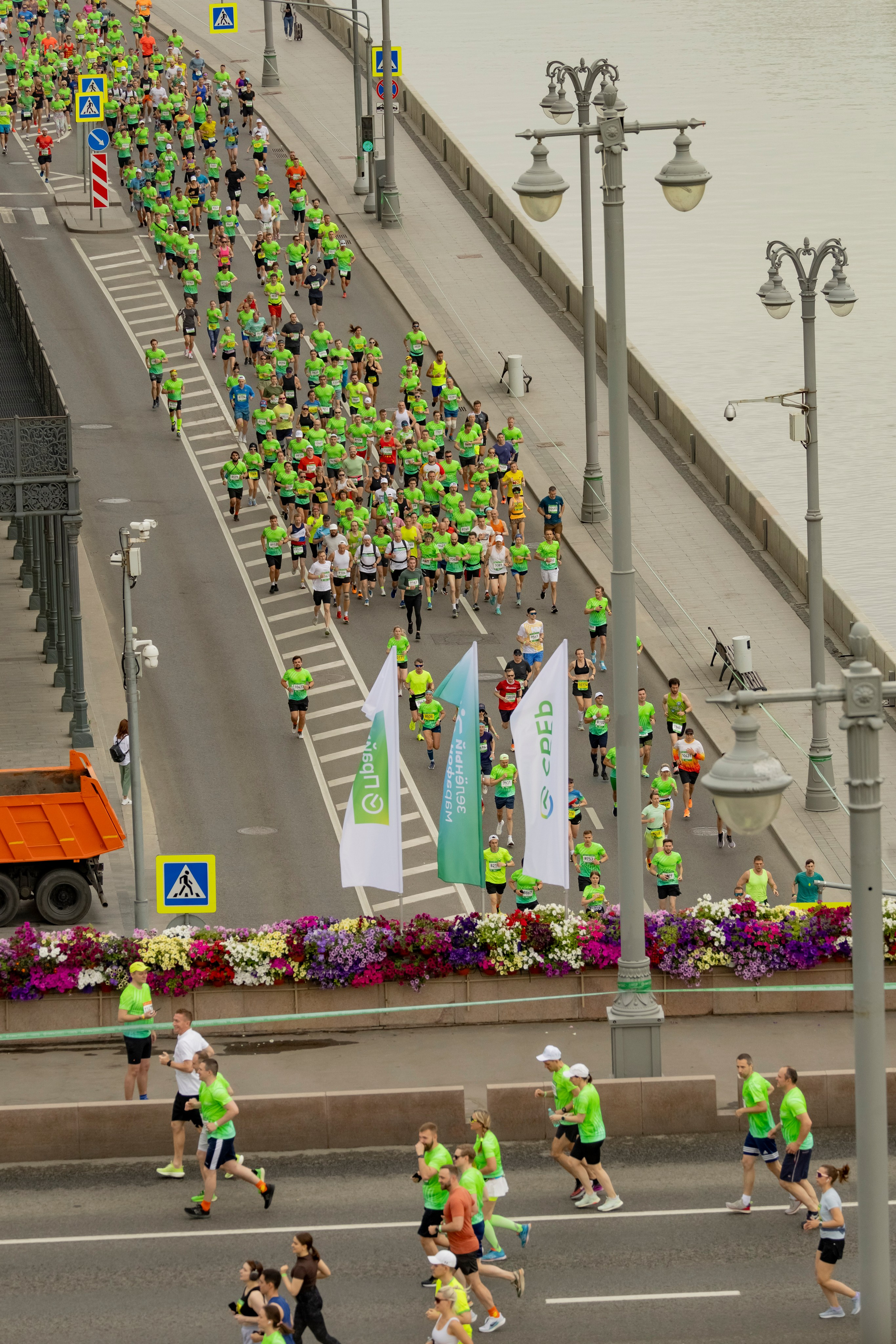 Сбер Зелёный Марафон 2025 Балчуг. Репортажный, event, концертный и backstage фотограф из Москвы Виталий Кривцов