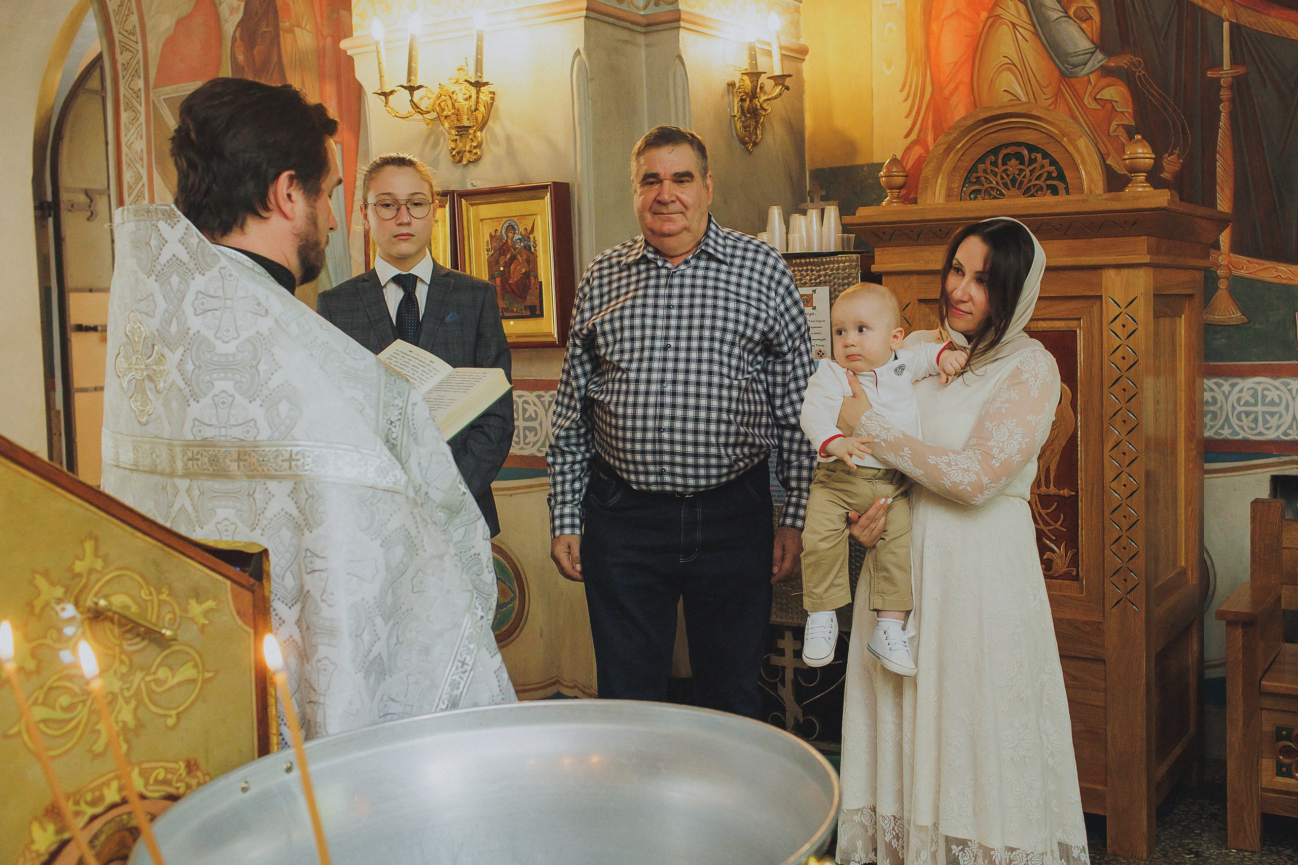 Таинство крещения в Люберцах и Москве. Фотограф в Москве и Люберцах Анна Ушакова
