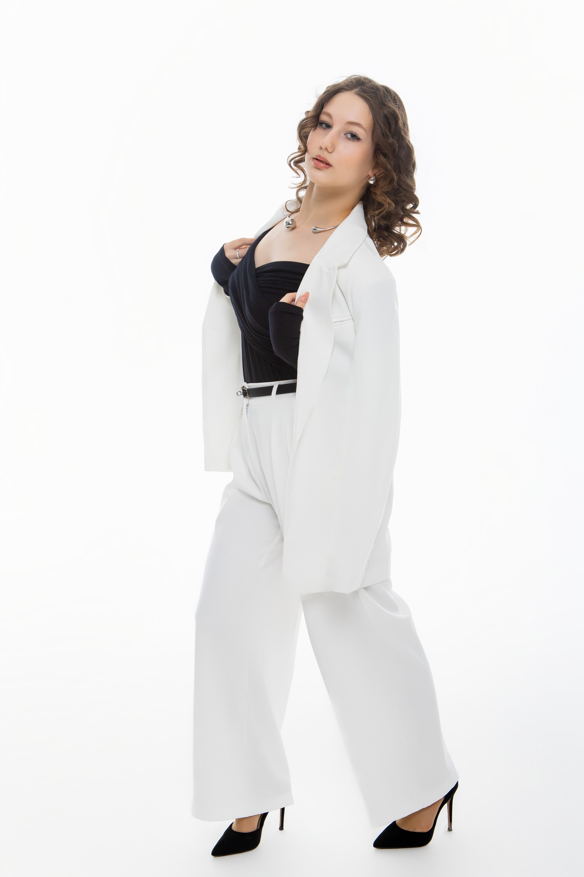 Студия Гимназия 12 11 А 2024 г. Свадебный и портретный Фотограф в Липецке Дмитрий Котюков