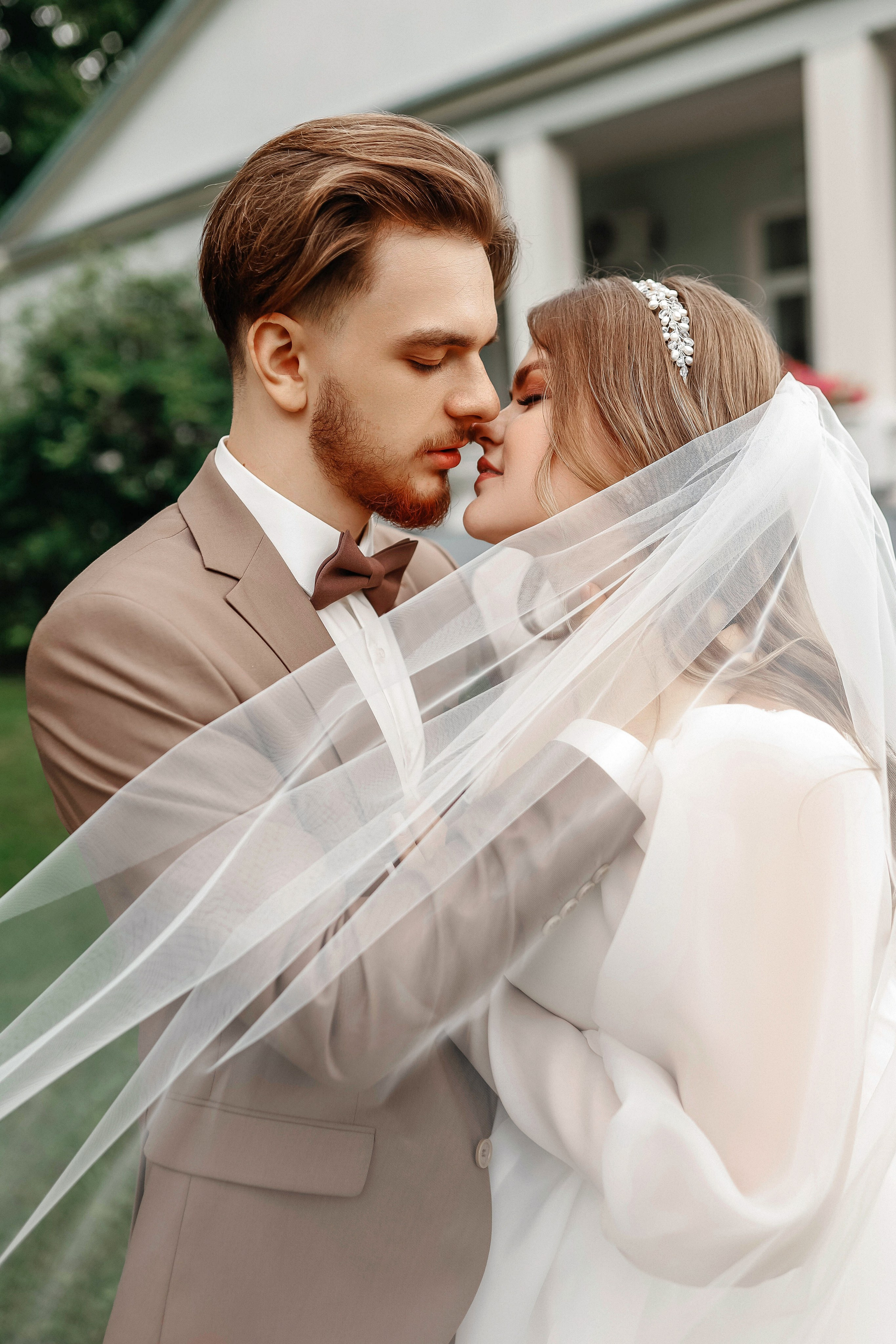 Свадебная фотосессия ВДНХ. Свадебный и семейный фотограф в Москве