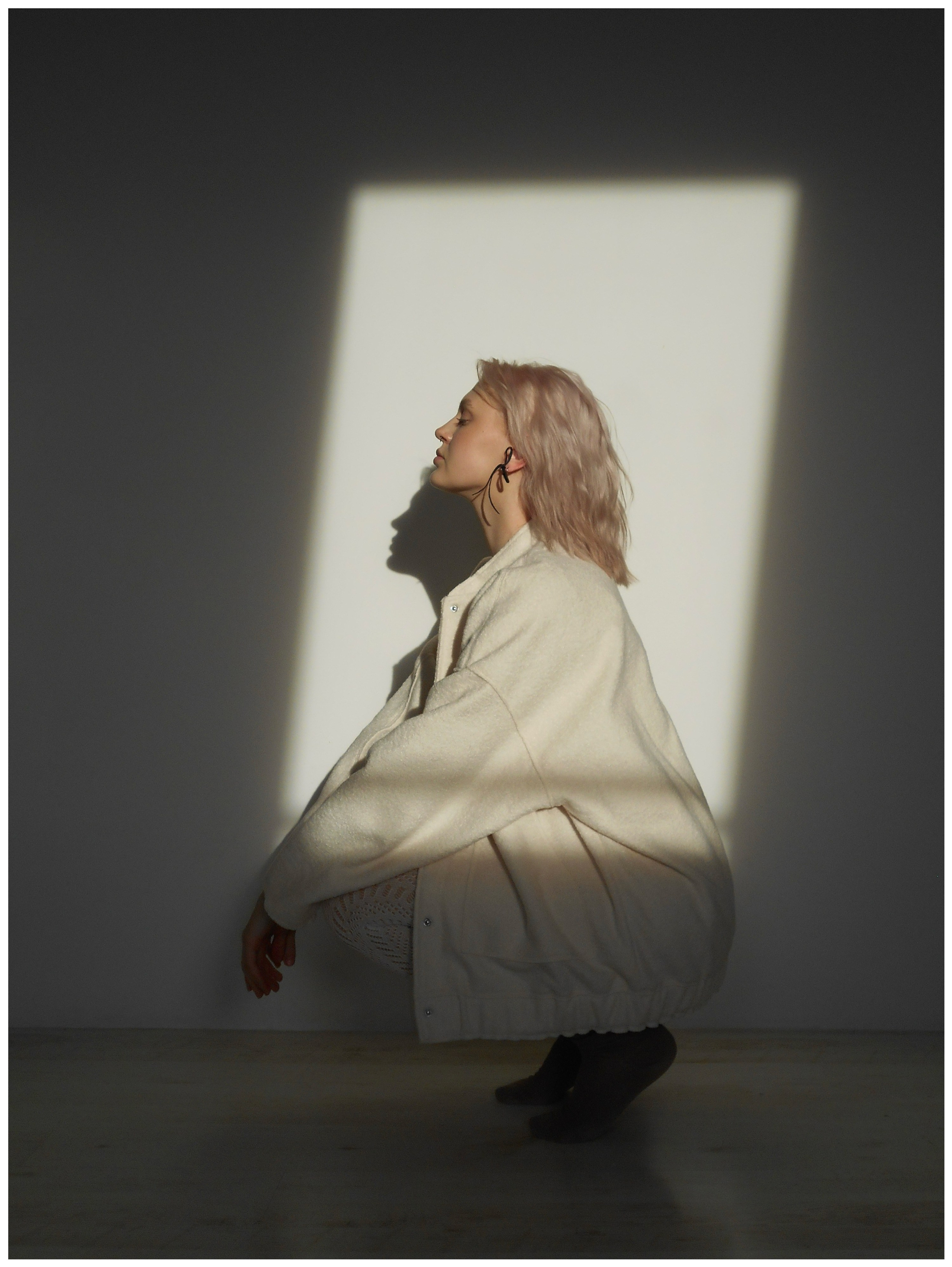 Ты войдёшь — и всё меняется в цветах. Фотограф, контент креатор